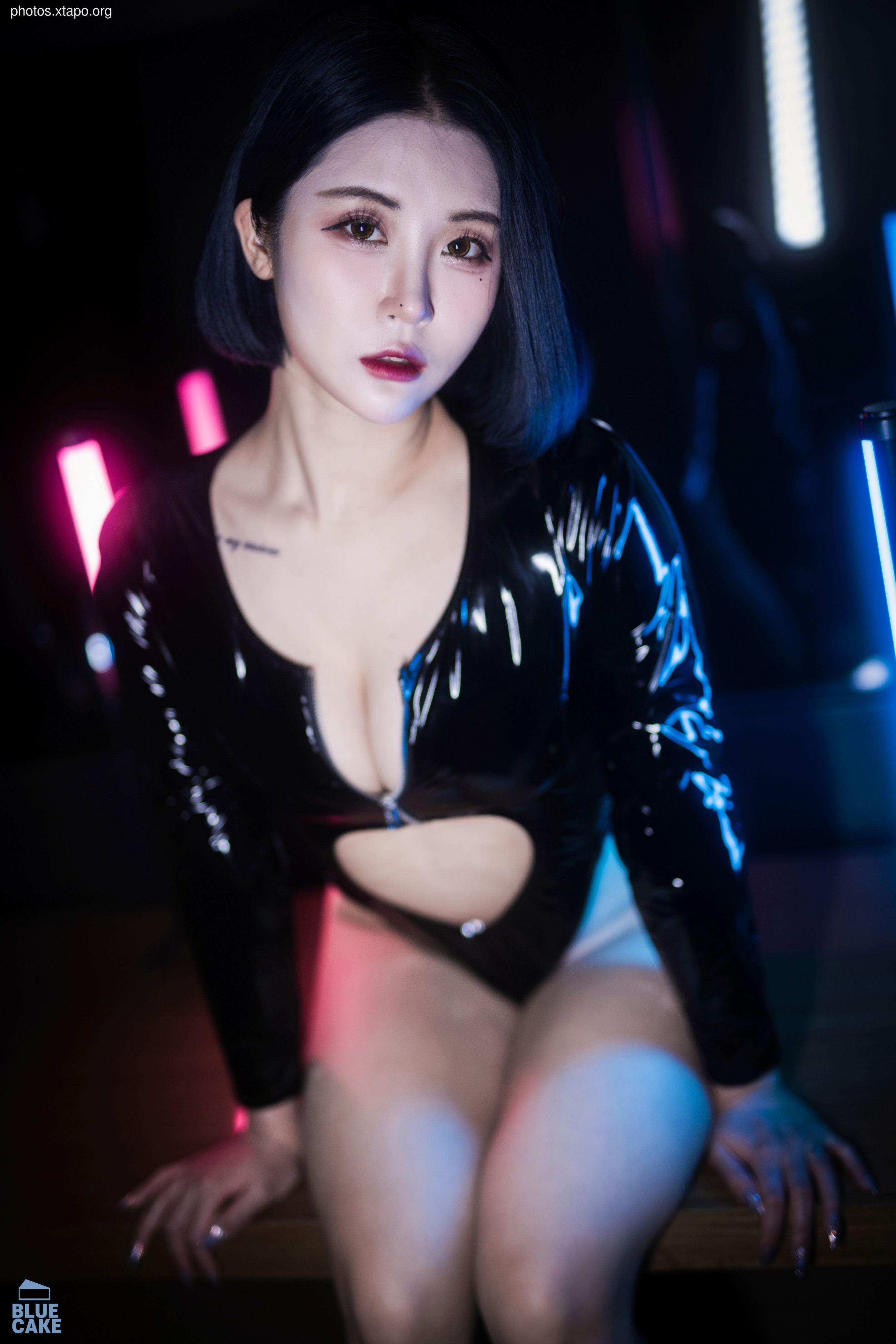 Bomi (보미) - BLUECAKE City of Night 76P-778MB