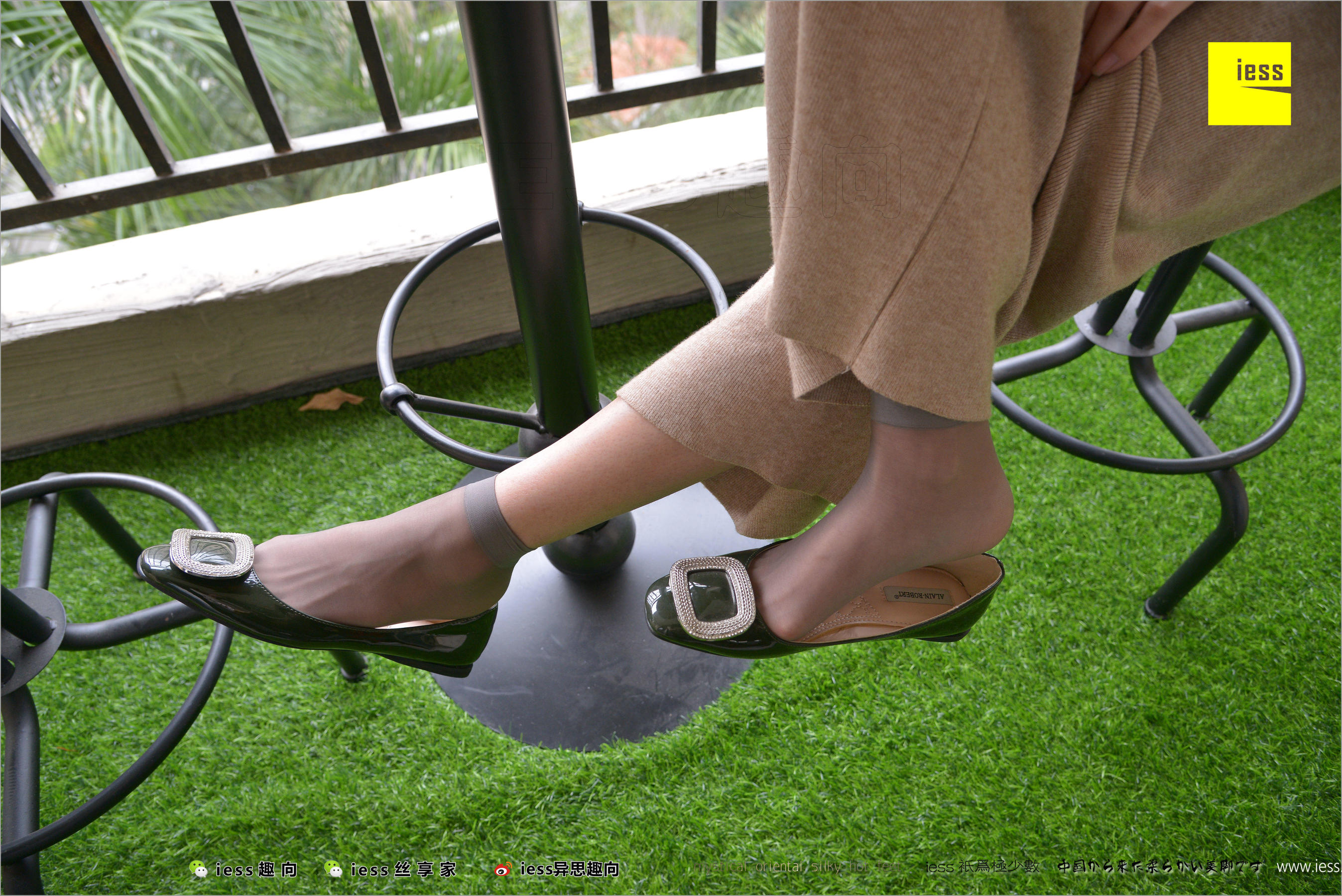 Xiaoyu's Little Feather, Ship socks, short silk and peace shoes streamlined version Different Thoughts to IESS Silk Foot Bento 218