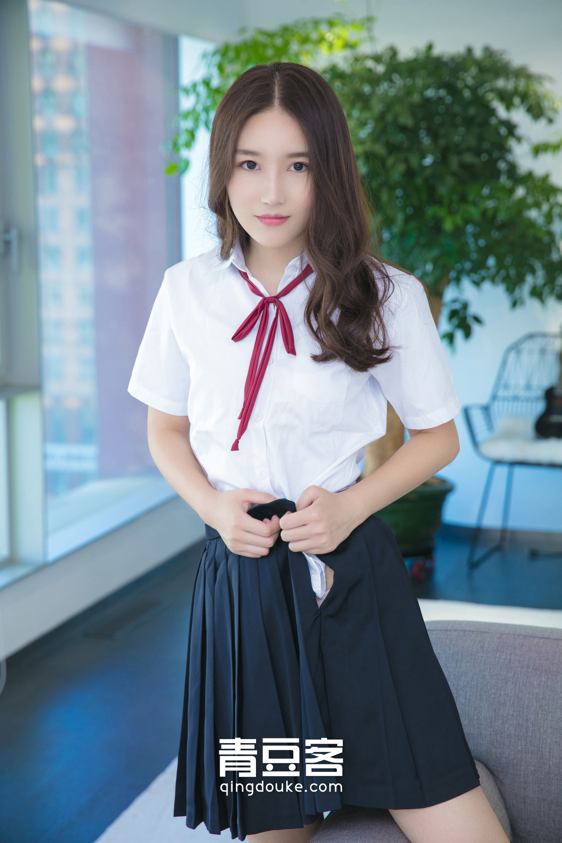 Sweet sister Wei Jie School Uniform Photo is shy and explicit Qingdouke qingdouke