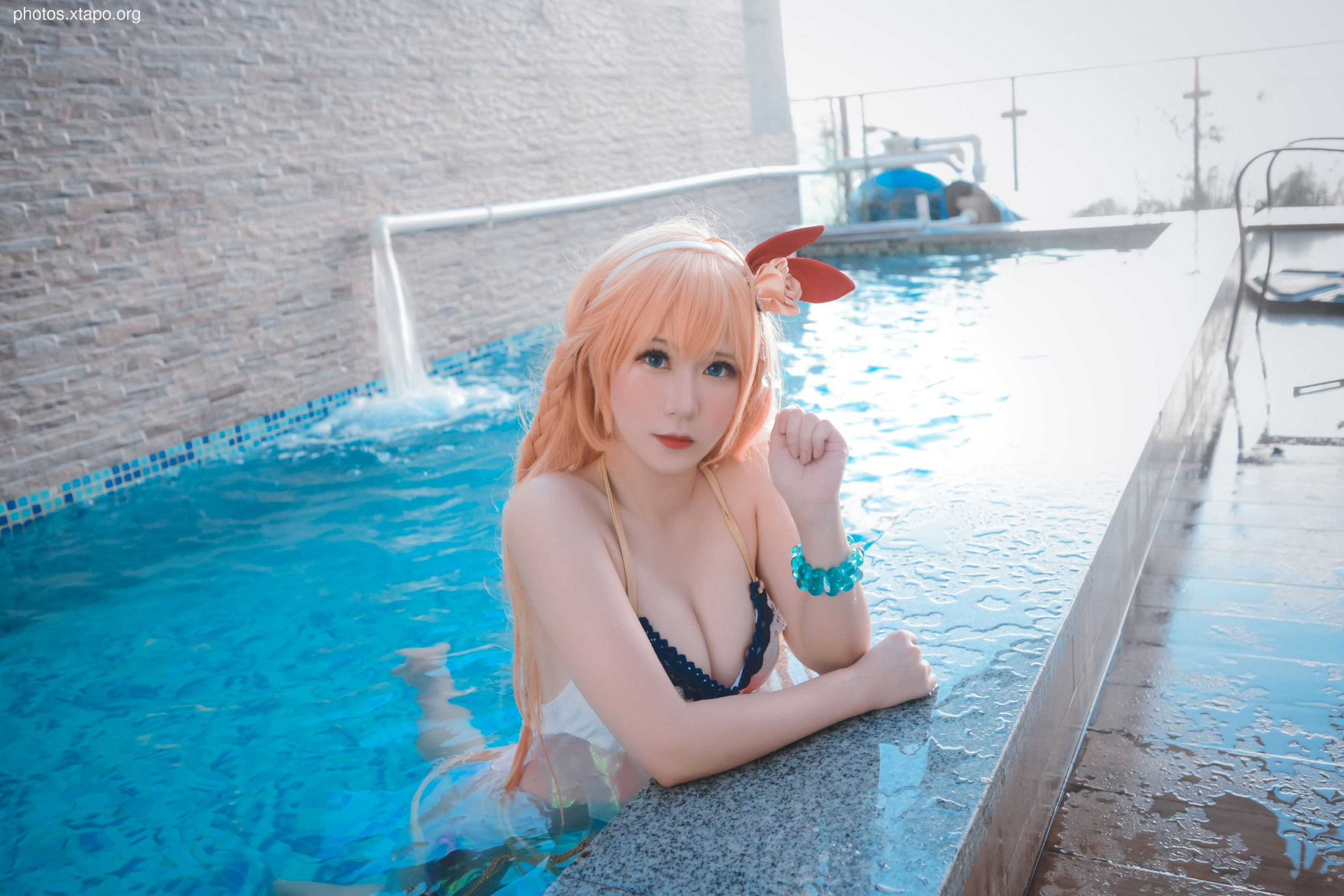 Flowing year continuously