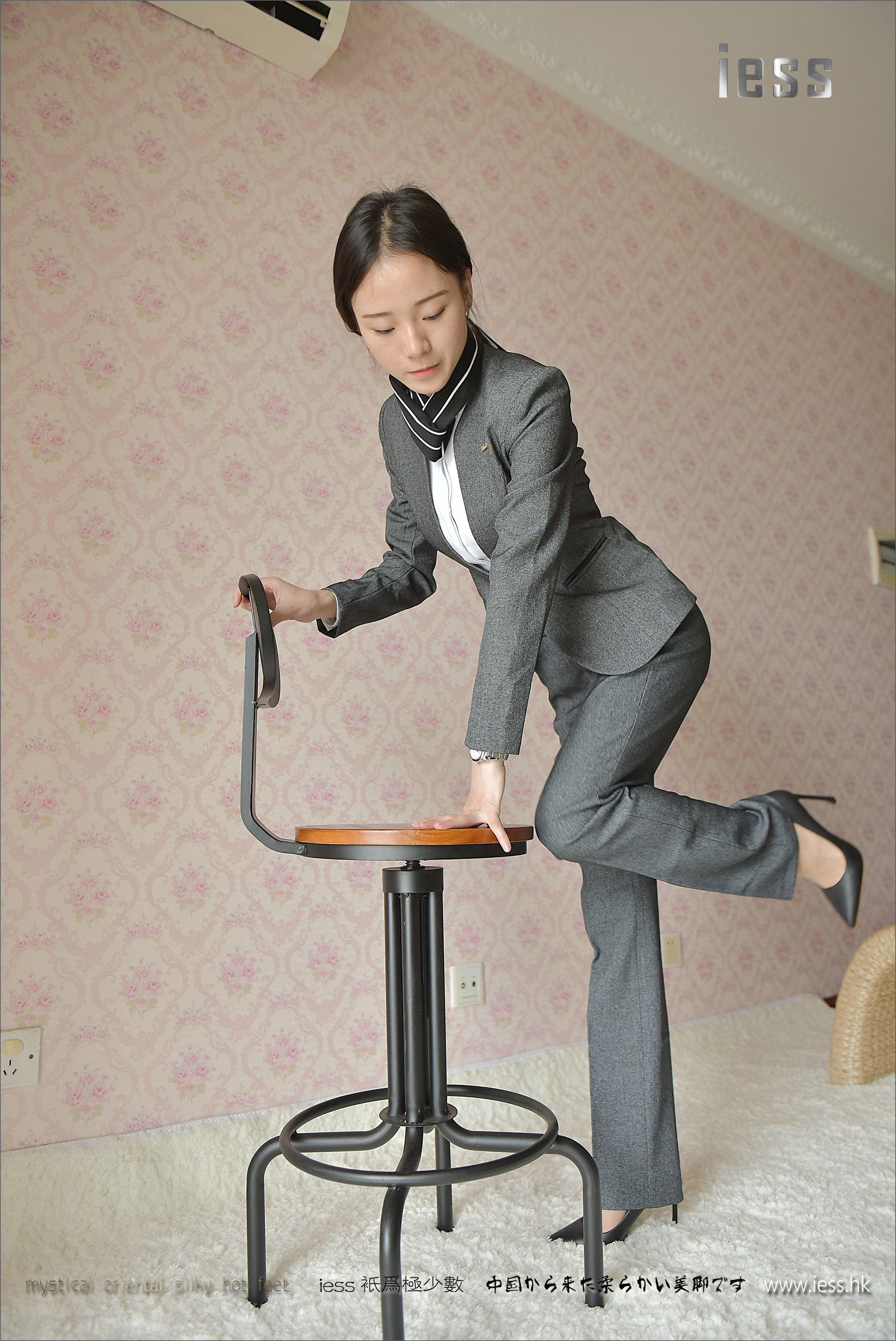 Silk Foot Bento 114 Little Six Little Six Pants Short Silk IESS Different Funbian