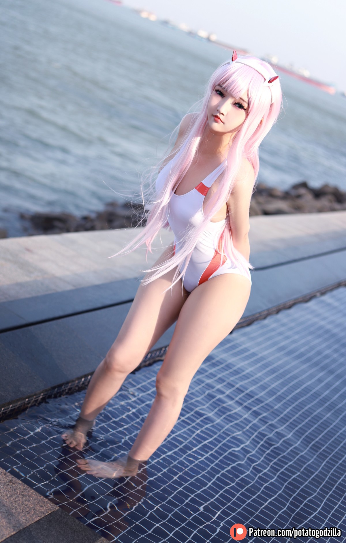 Cosplay Potato Godzilla Zero Two Swimsuit