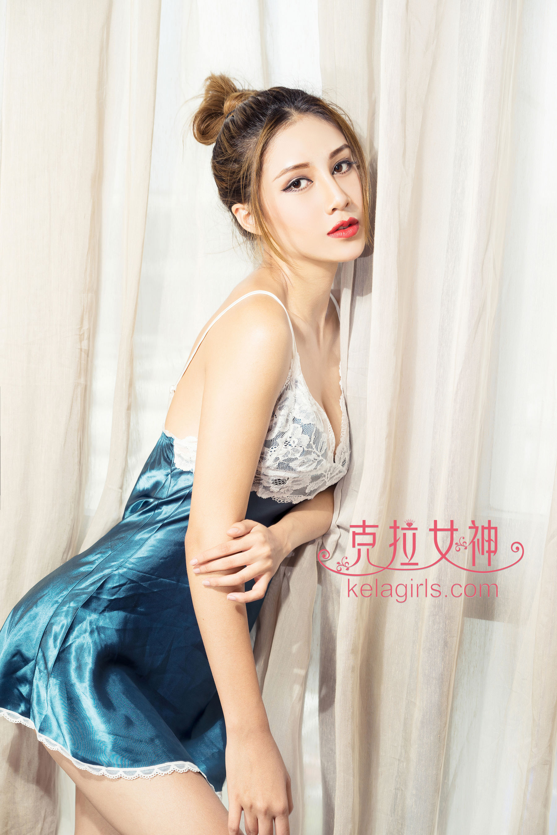 ABBY Dream of the Blue Silk Night Sleeping Sleeping Carat Goddess