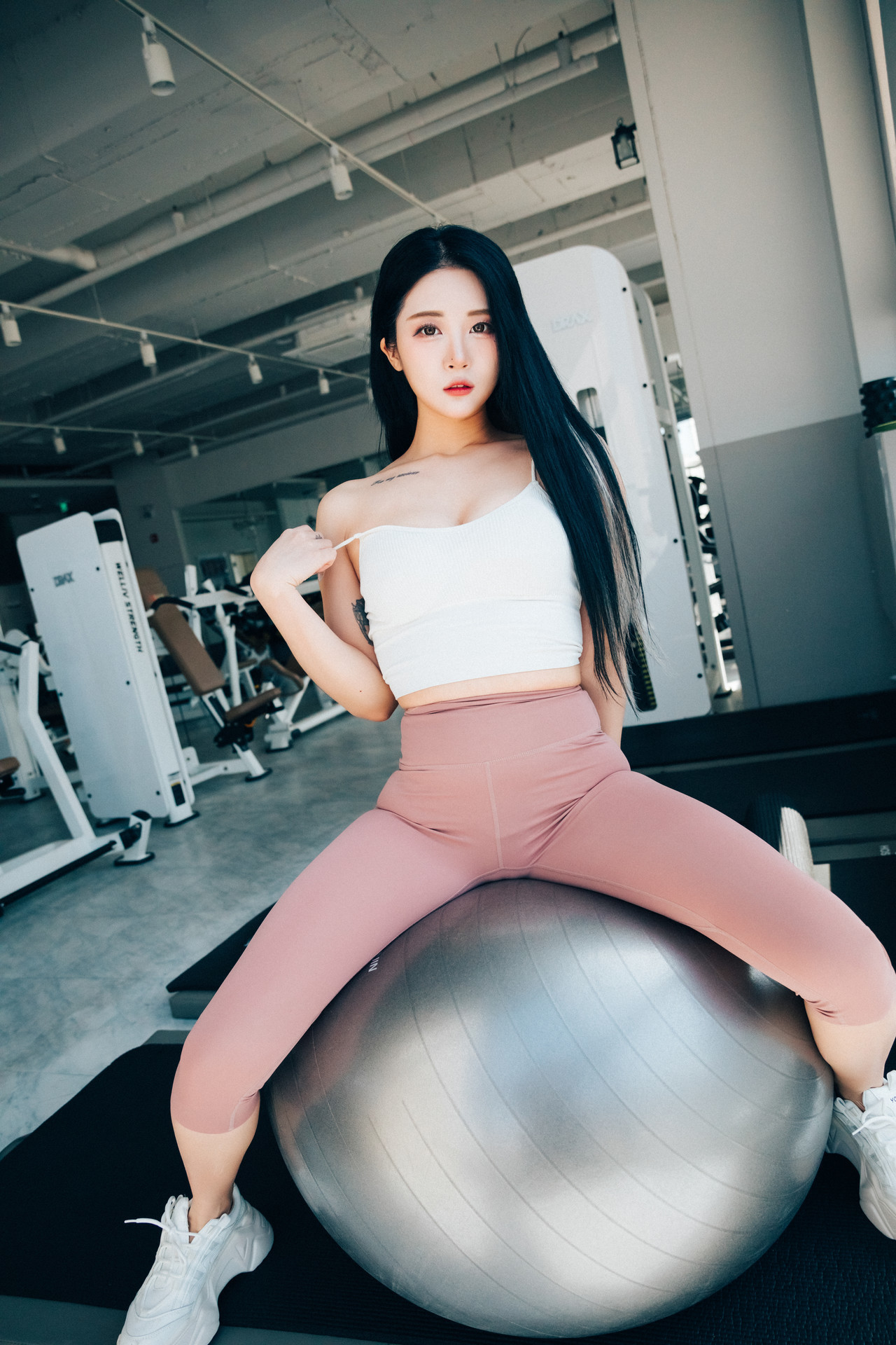 Jeong Bomi 정보미, [Loozy] PT Girl – Set.01