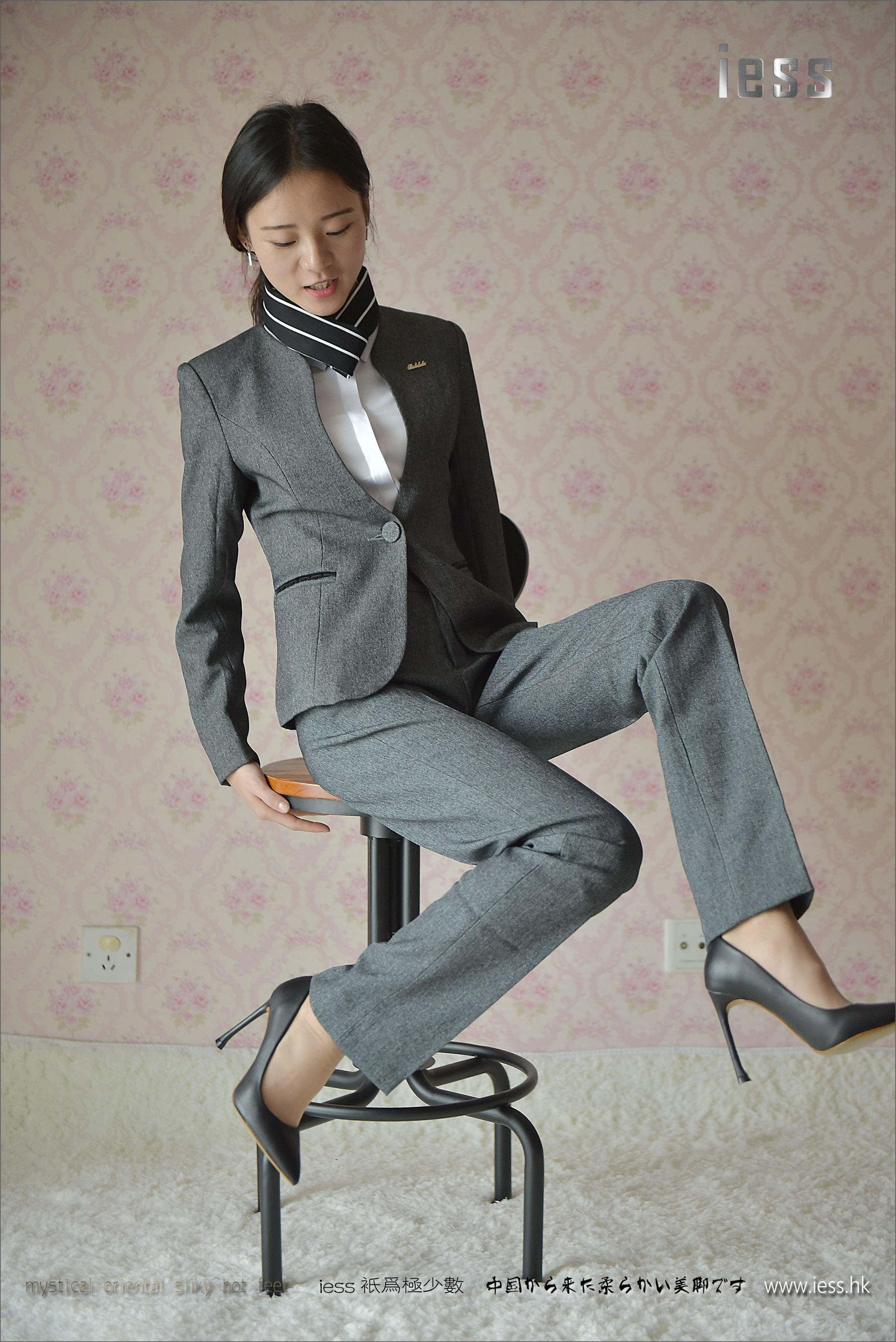 Silk Foot Bento 114 Little Six Little Six Pants Short Silk IESS Different Funbian