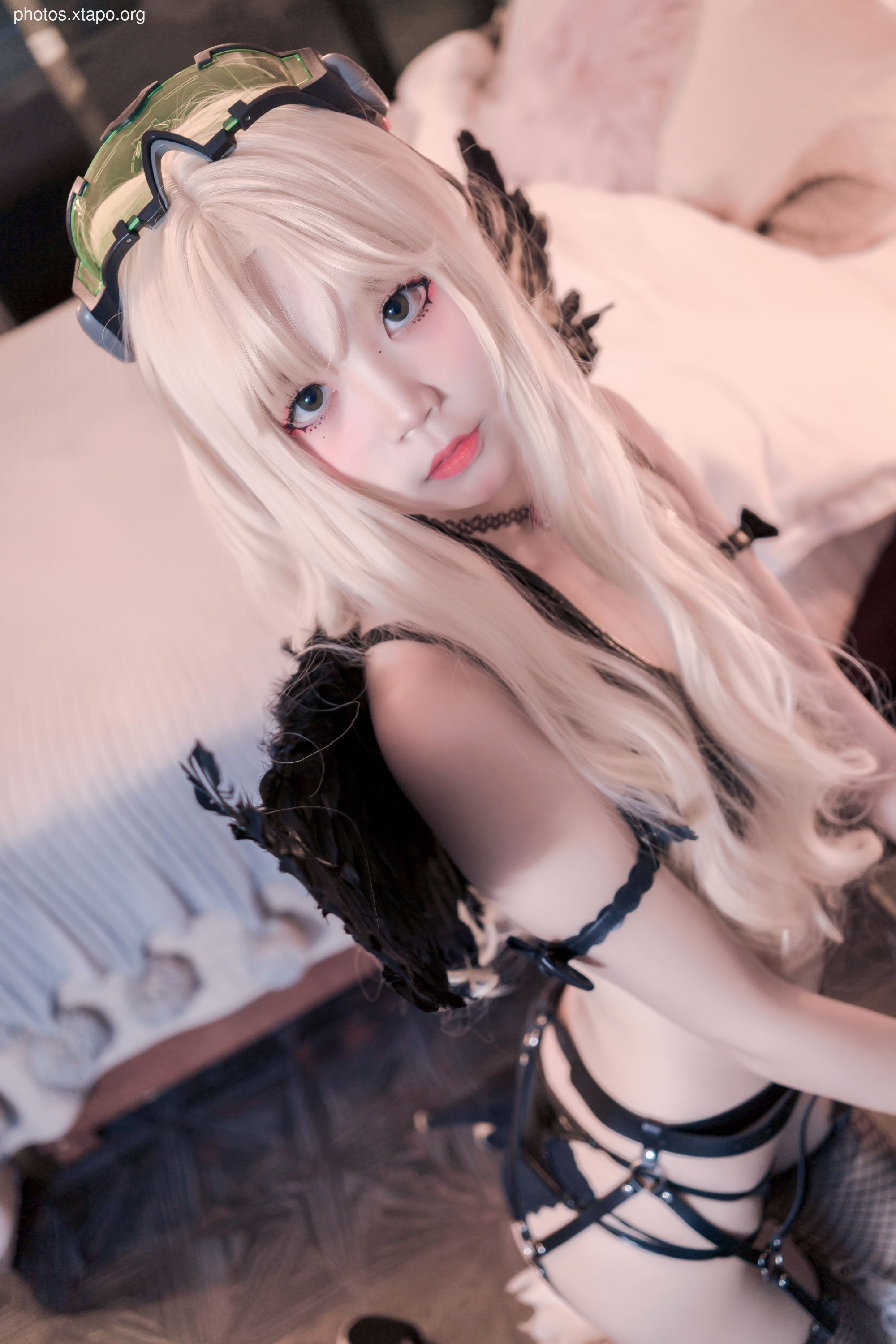 Five more hundred ghost black and white 96P-1.26GB