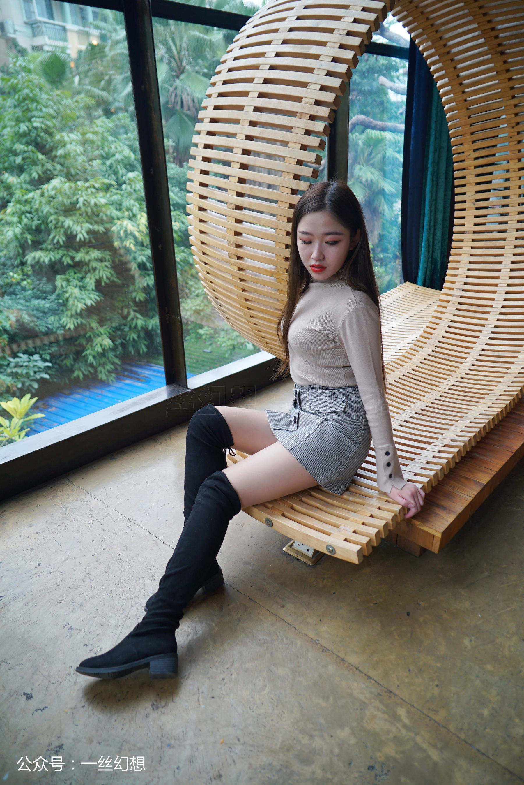 Gaosi Women's Picture Socks Xiaomei × a hint of fantasy NO.035 vivi