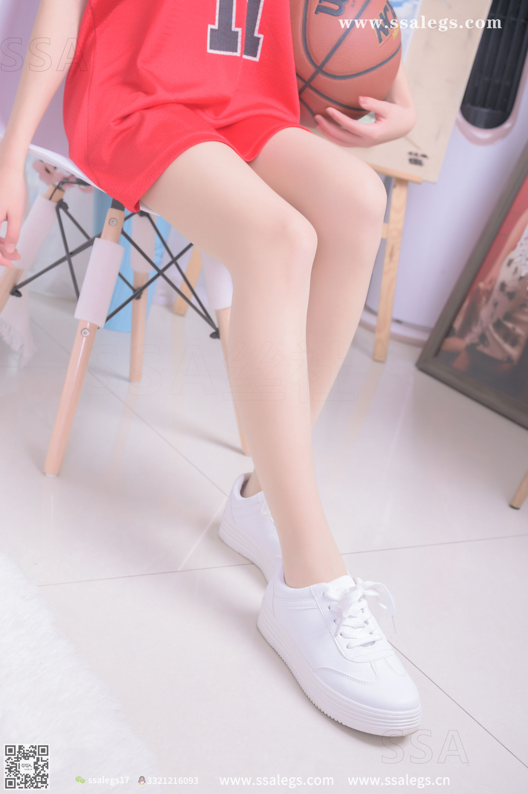 SSA Silk Club Super Clear photo NO.324 Ms. Susu Sister Su Su with a holiday at home to play basketball (top)