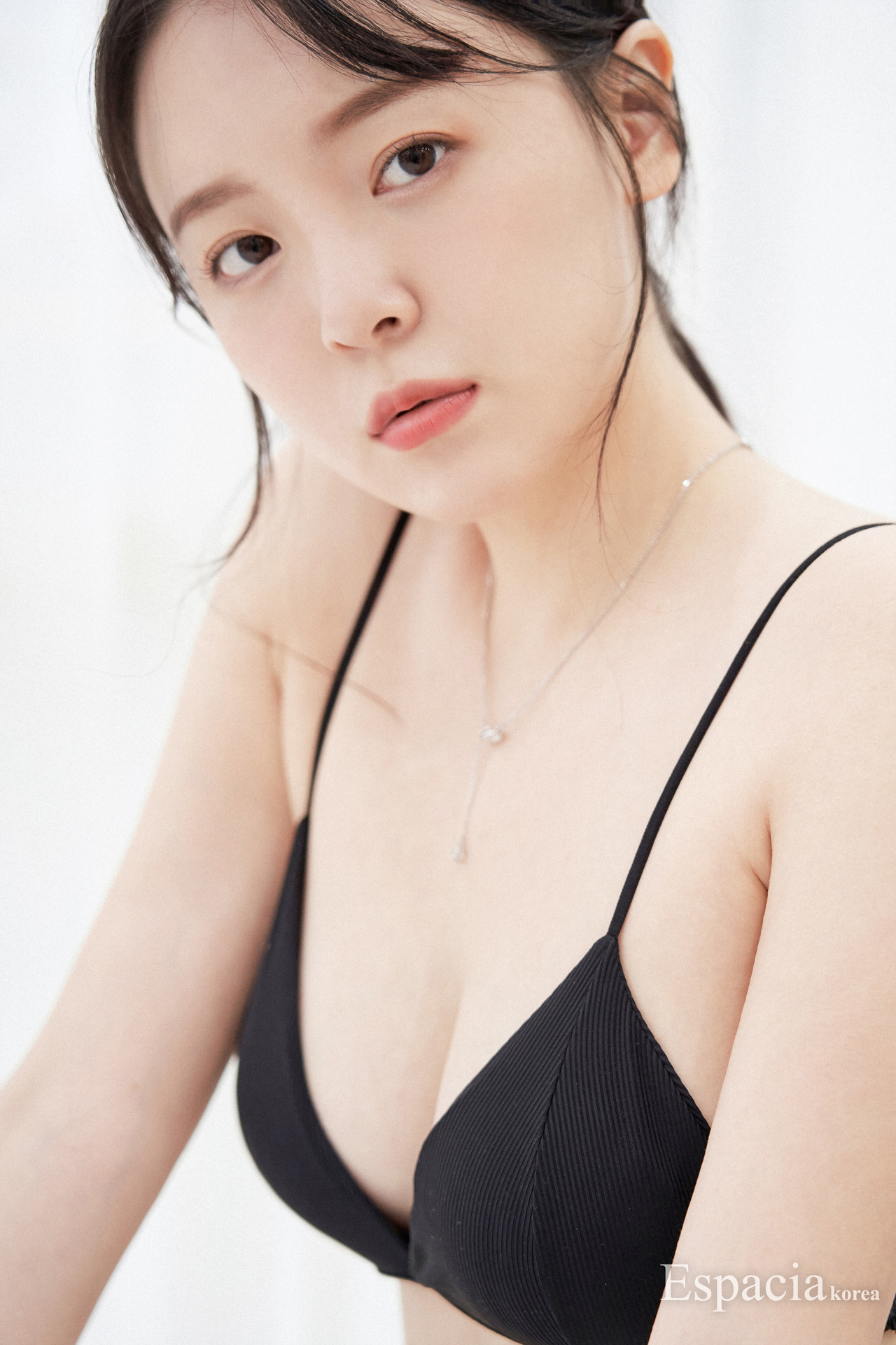 HYUNIE 화니, [Espacia Korea] ESP#001