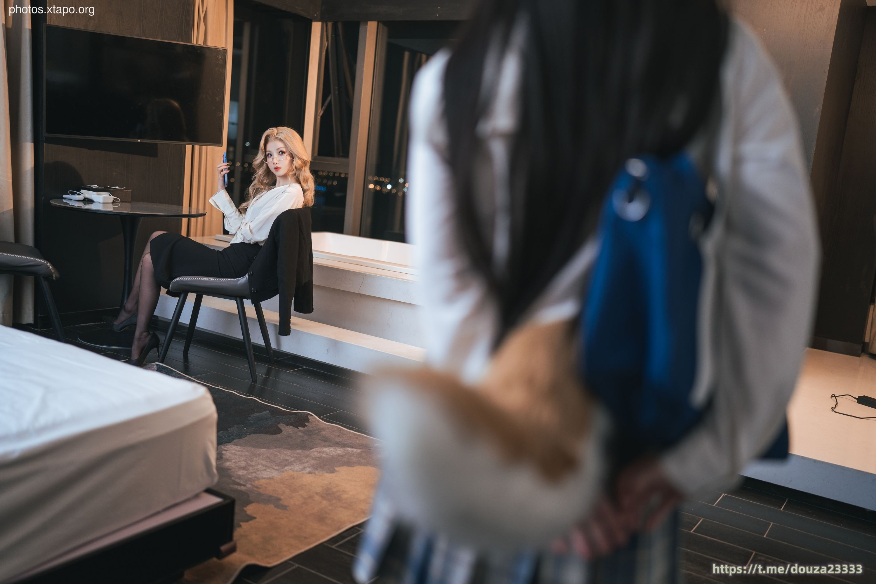 Rioko Liang Liangzi & amp Noodle cake Xianer & nbsp Female President Double