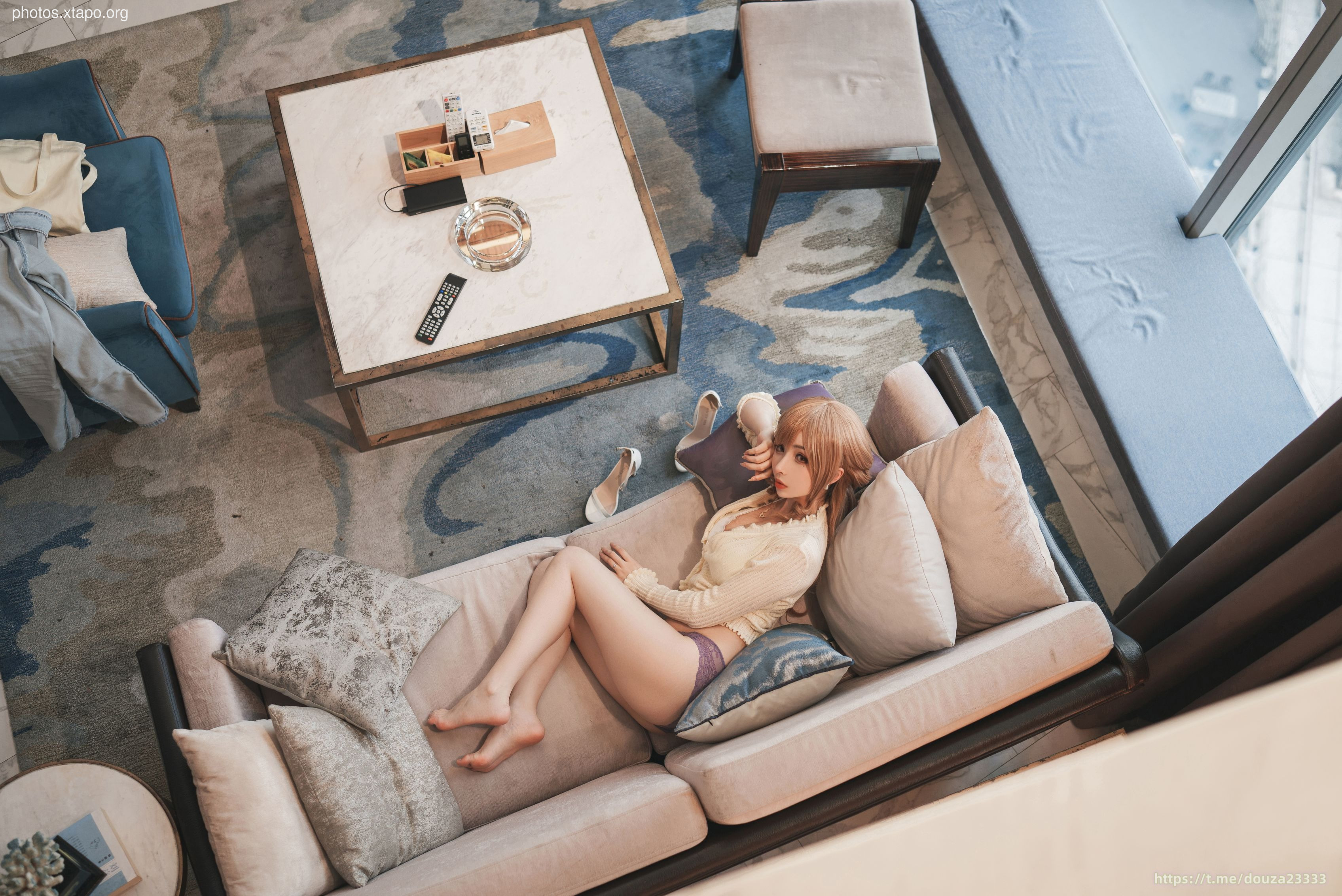 Liang Liangzi Xs wife after get off work (January 5th Reward Group Resources)