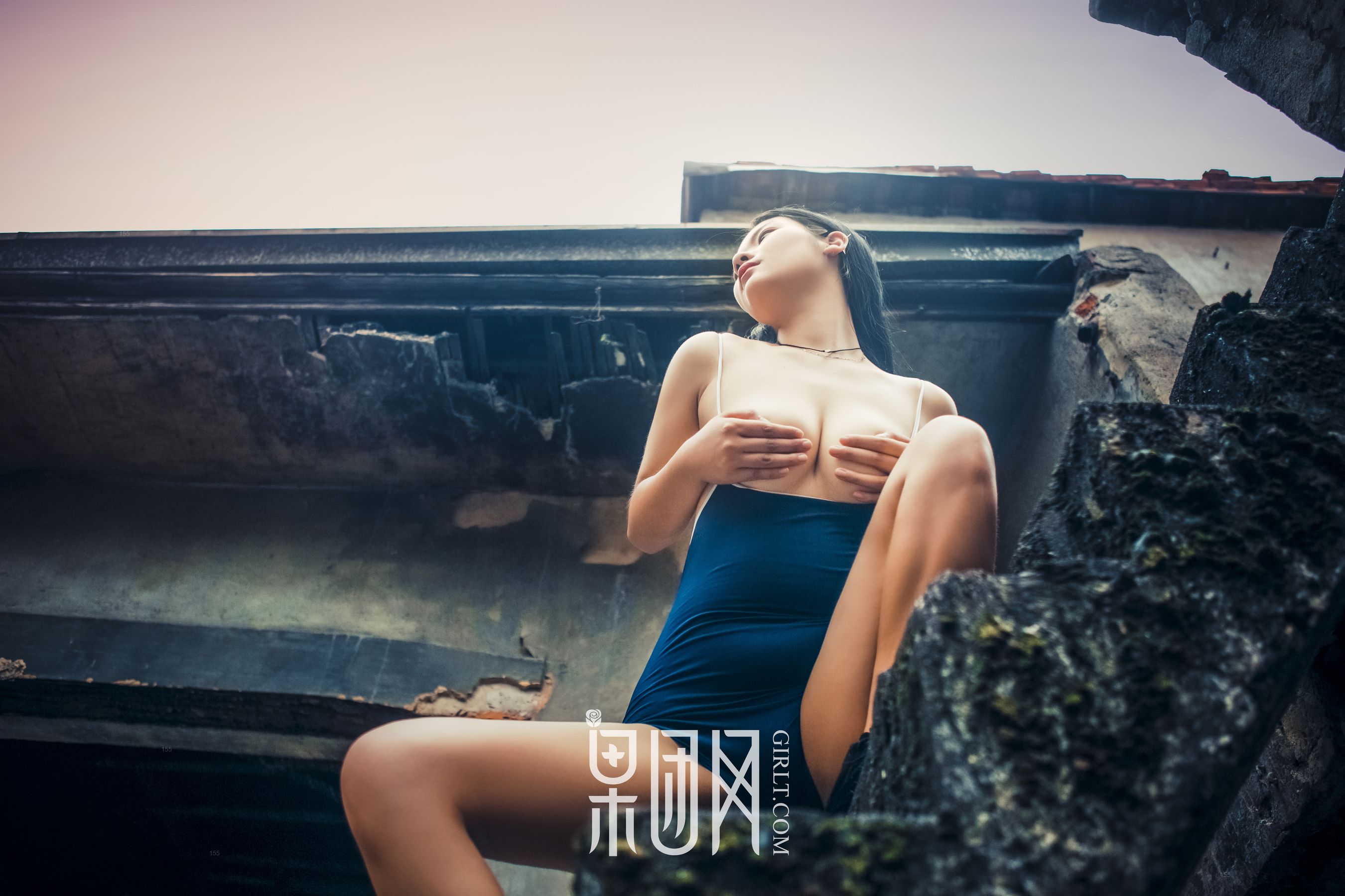 In the old house of silence, a fragrant drama is being staged Fruit Group Girlt No.089