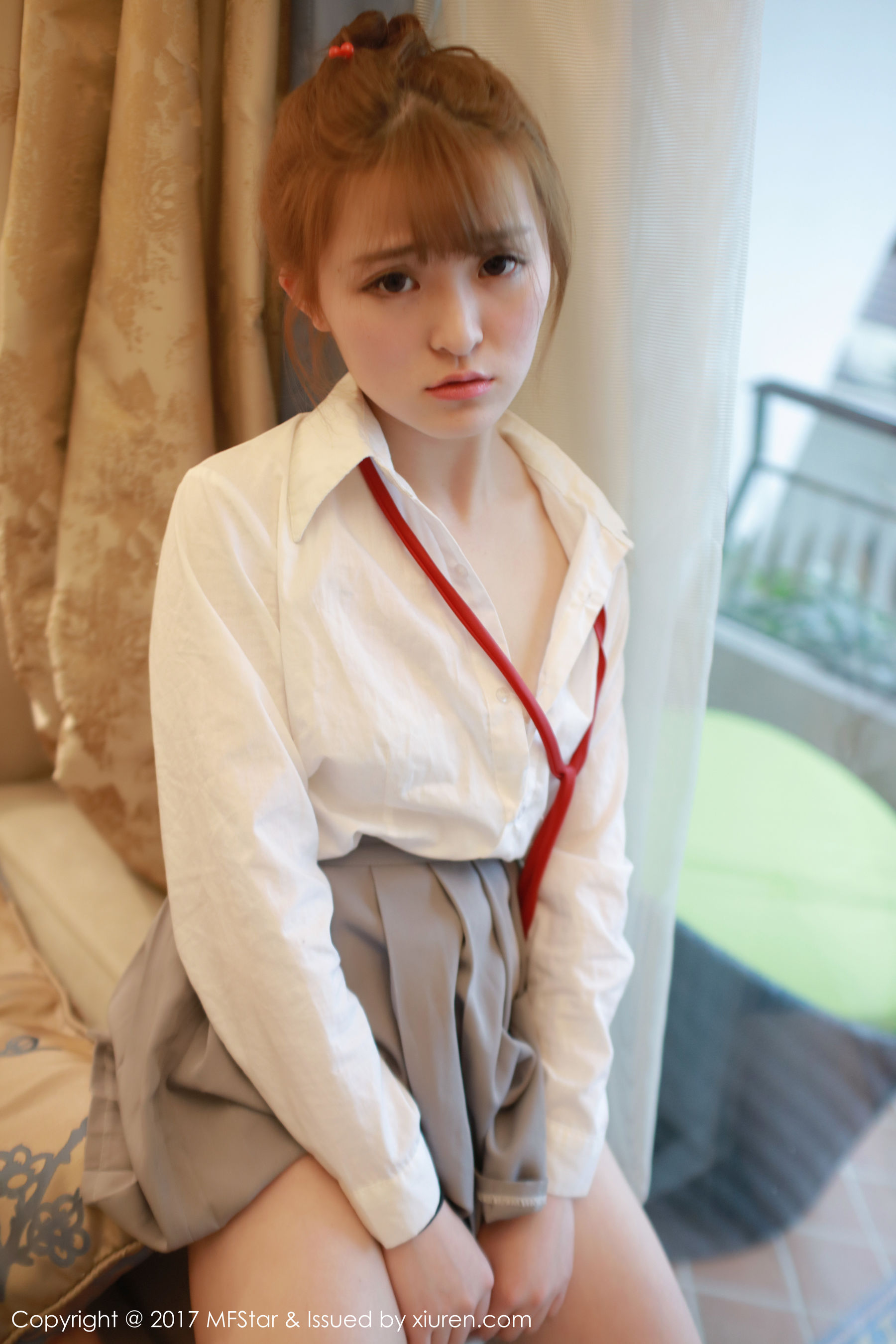 Yi Xiaoqi MOMO Student's White ShirtShort Skirt Series Model Academy MFSTAR VOL.098