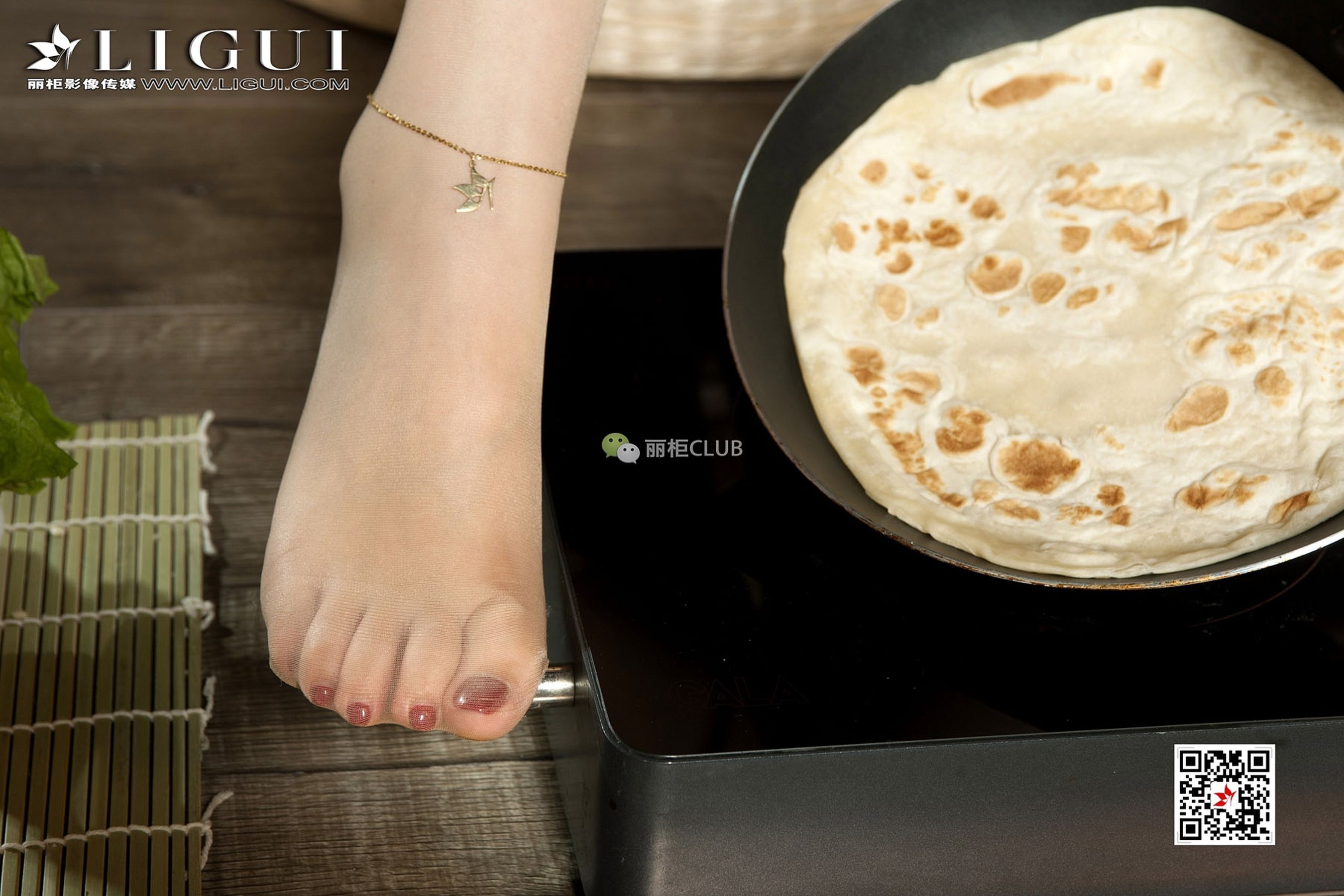 Footweight Vicky Silk Foot Food Ligui