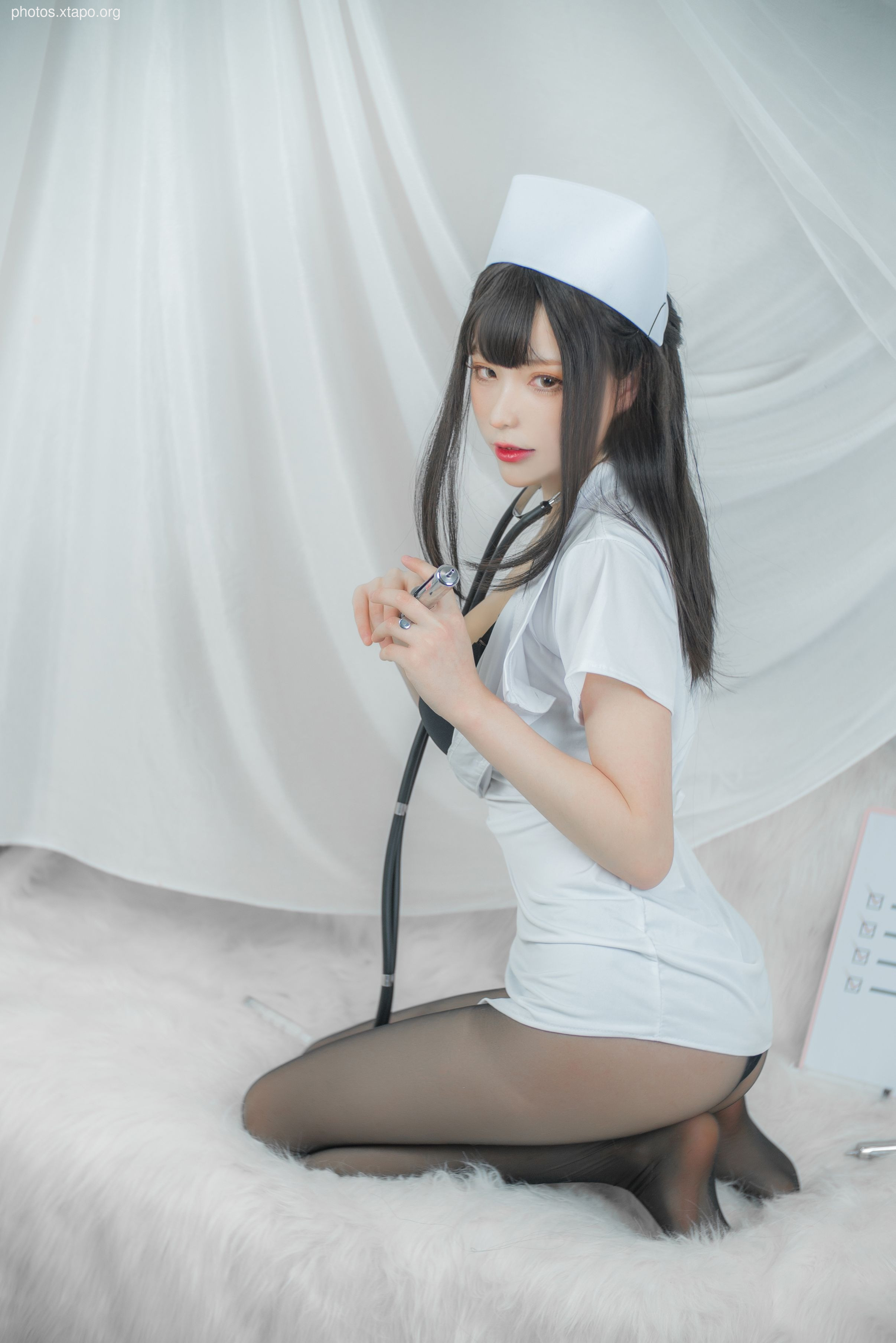 No.008 White Nurse 72P4V-767MB