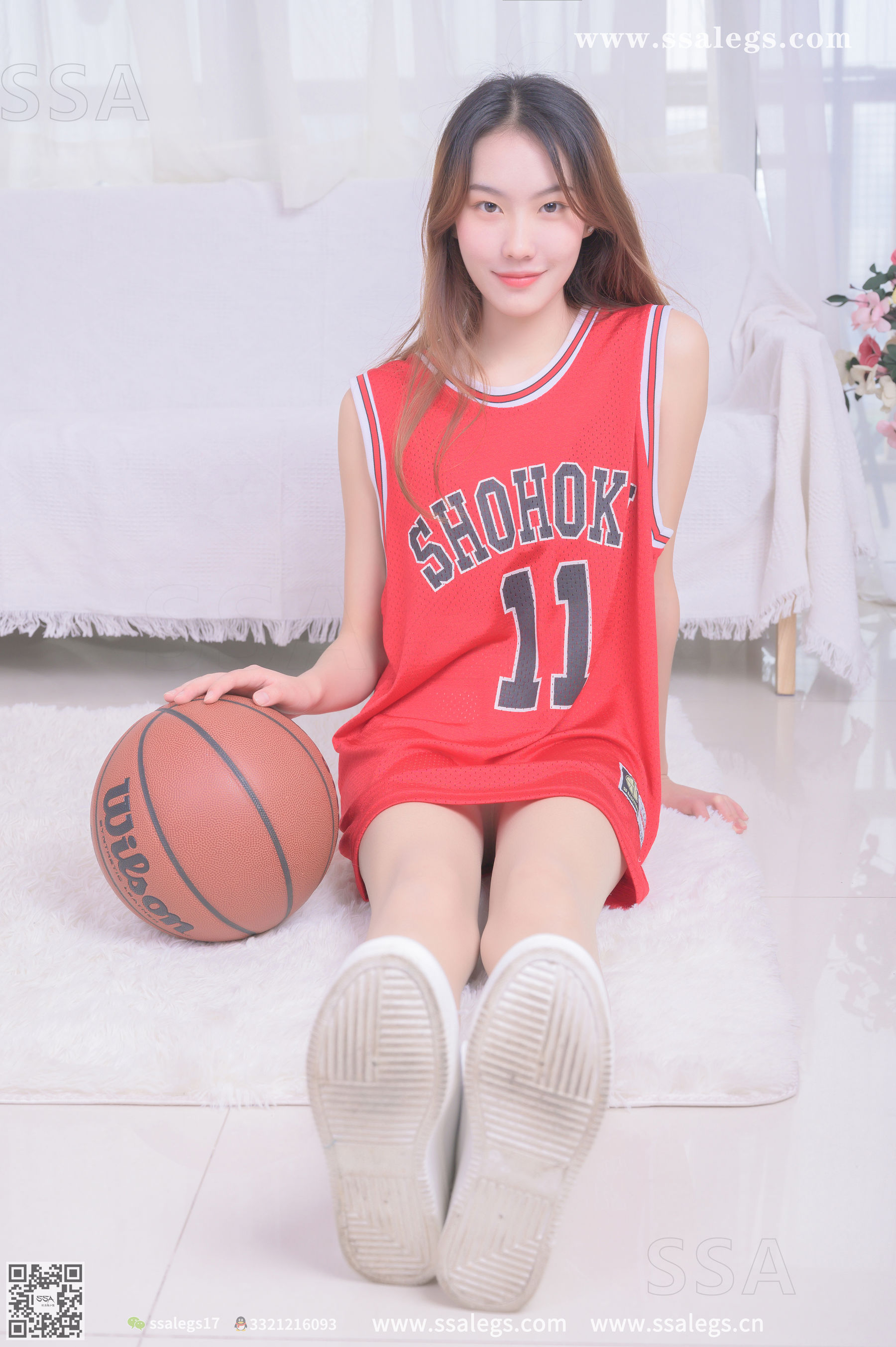 SSA Silk Club Super Clear photo NO.324 Ms. Susu Sister Su Su with a holiday at home to play basketball (top)