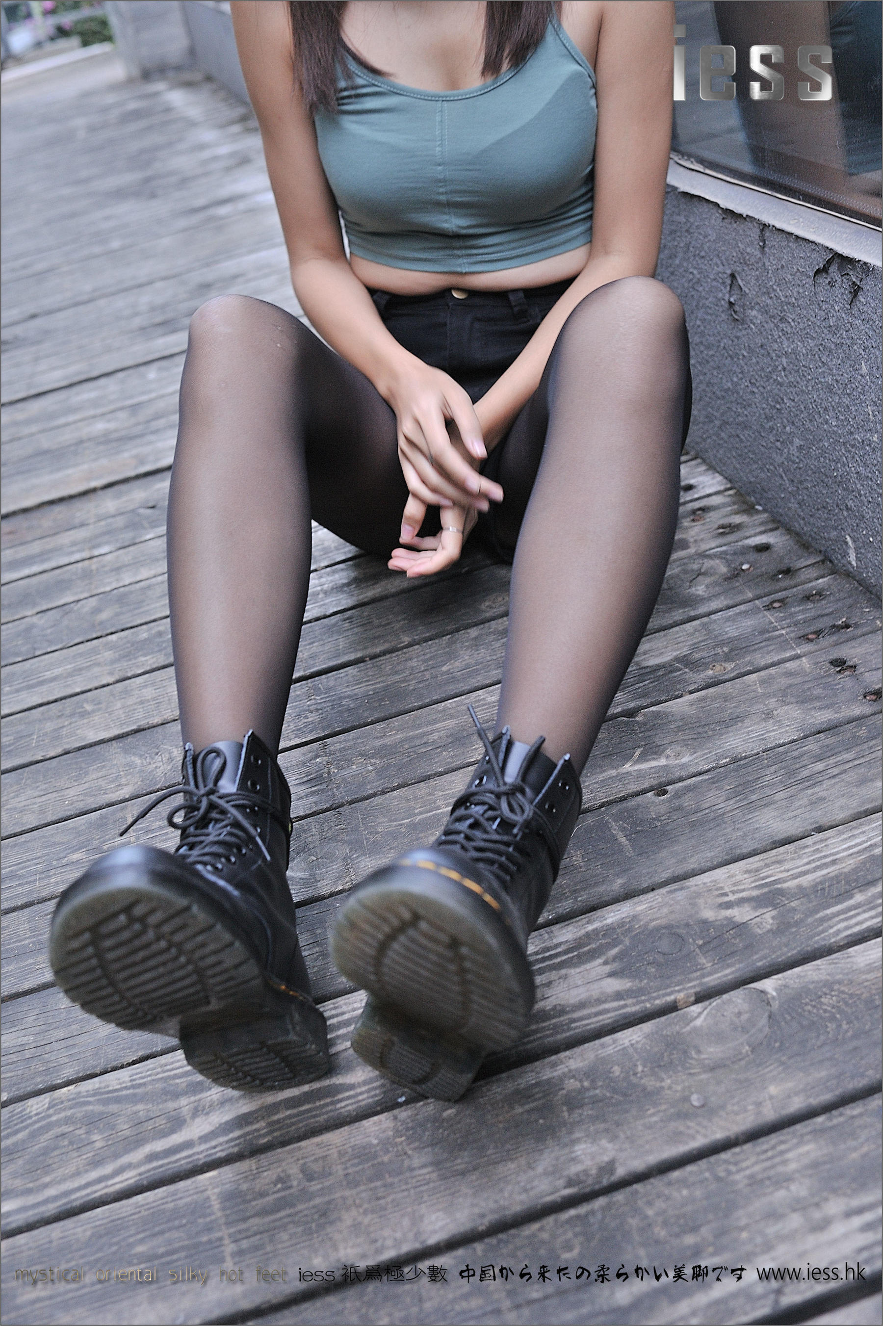 Silk Foot Bento 064 SASA Black Silin Boot