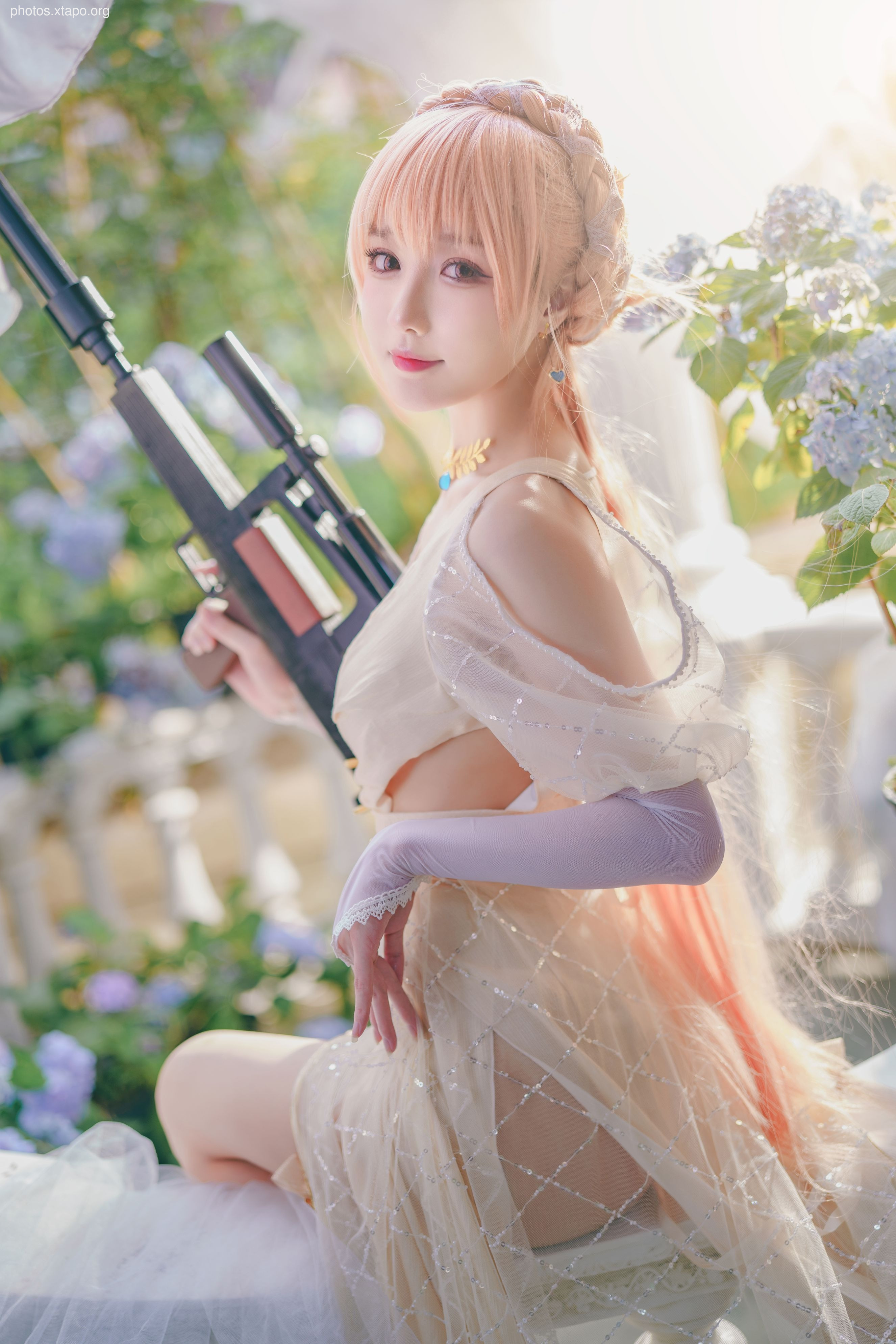 Abao is also the captain of Rabbit Mother Figure OTS14