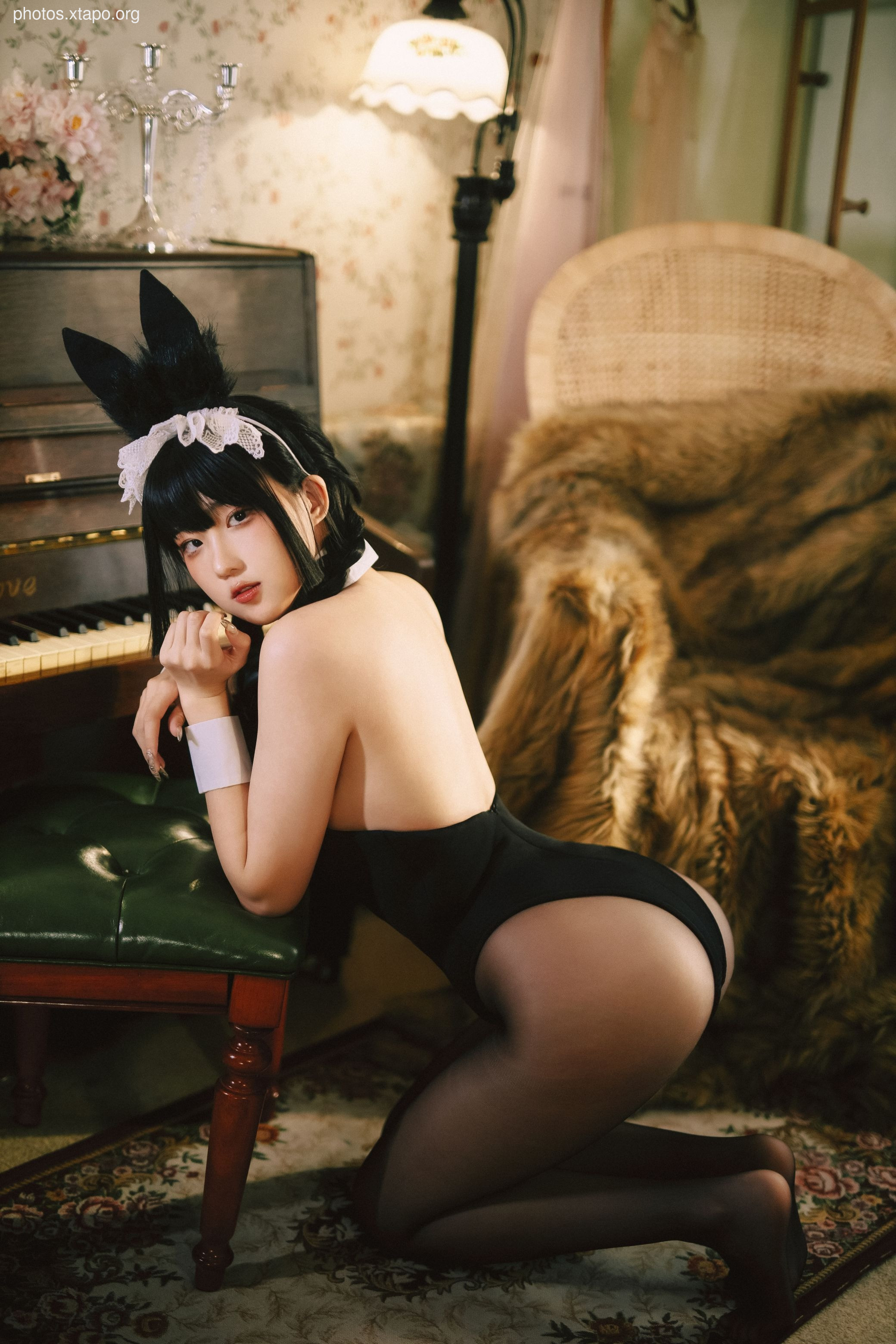 Vasteah Crayfish Rabbit Girl Theme Book