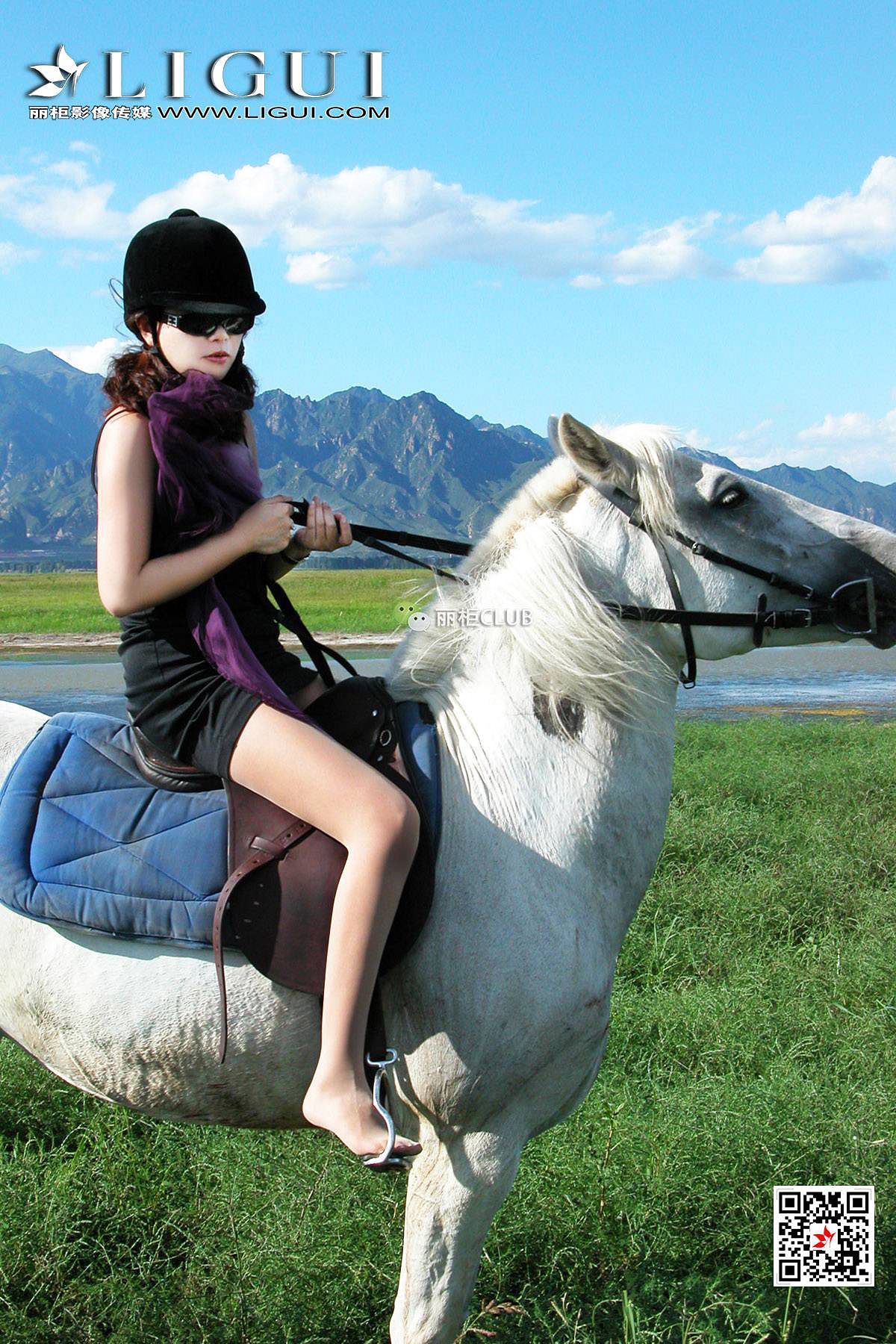 Leg Model Silk Gao White Horse Girl Mith Ligui Beautiful leg silk foot