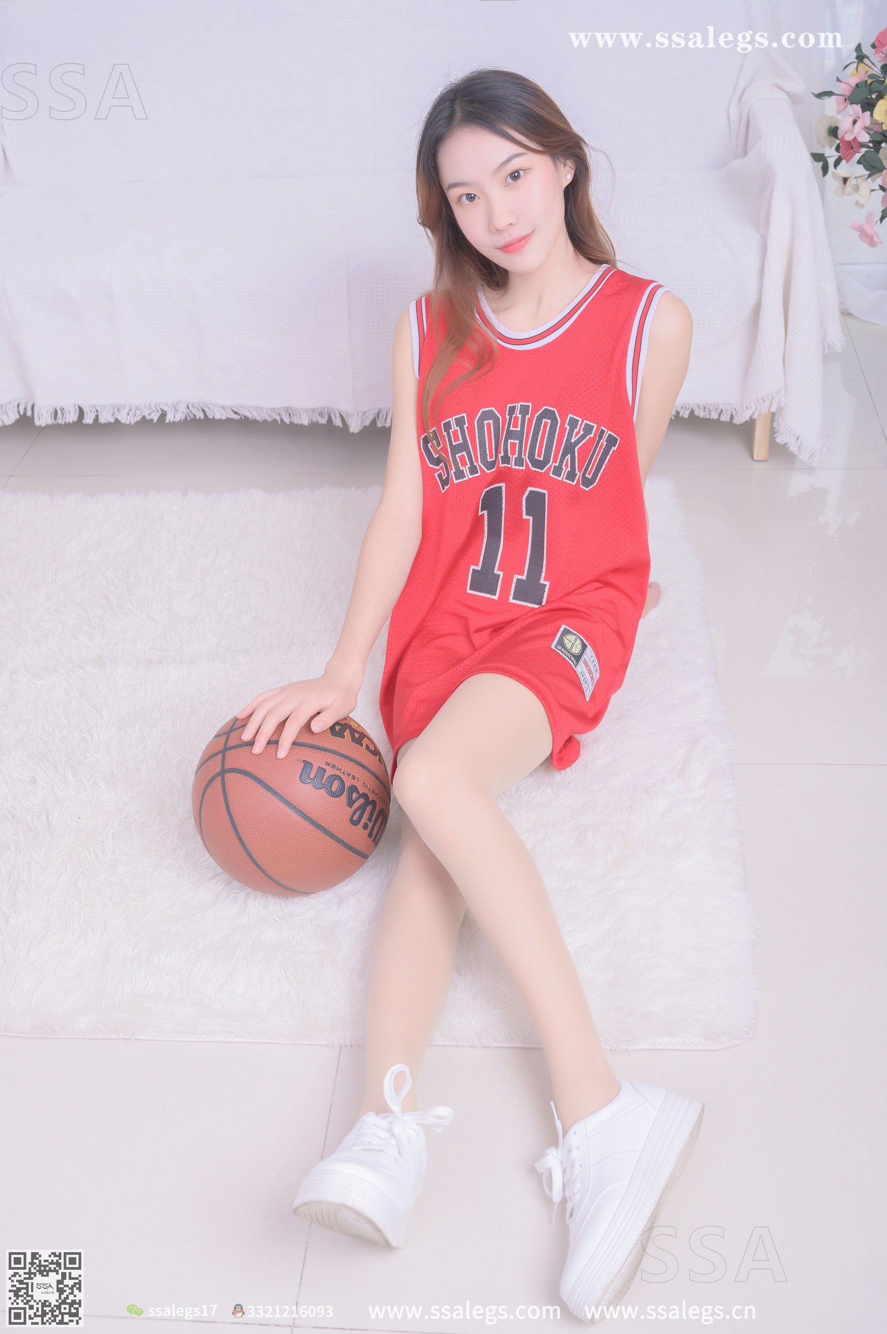 SSA Silk Club Super Clear photo NO.324 Ms. Susu Sister Su Su with a holiday at home to play basketball (top)