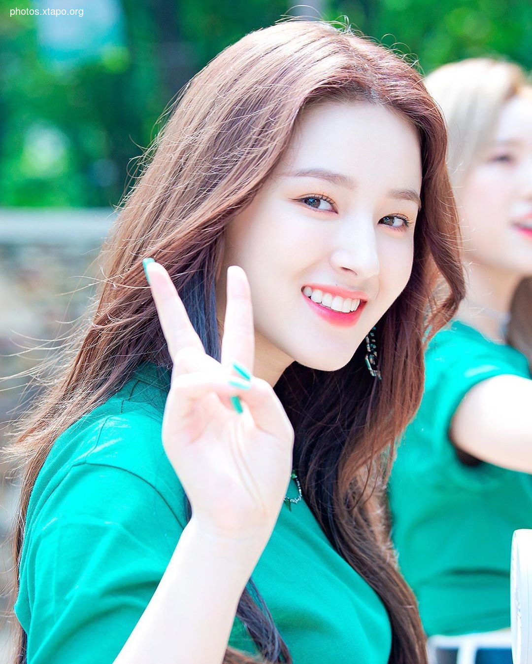 Nancy Momoland,