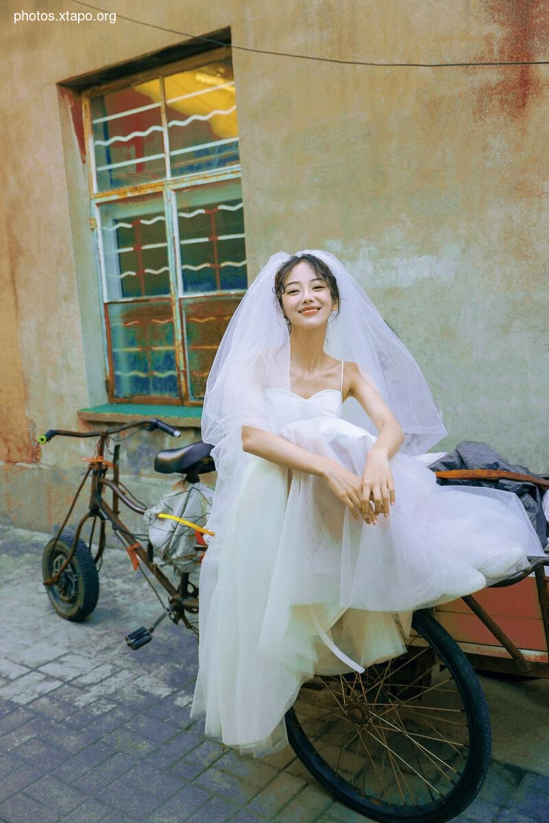 D i 👑👑 儿 Midy