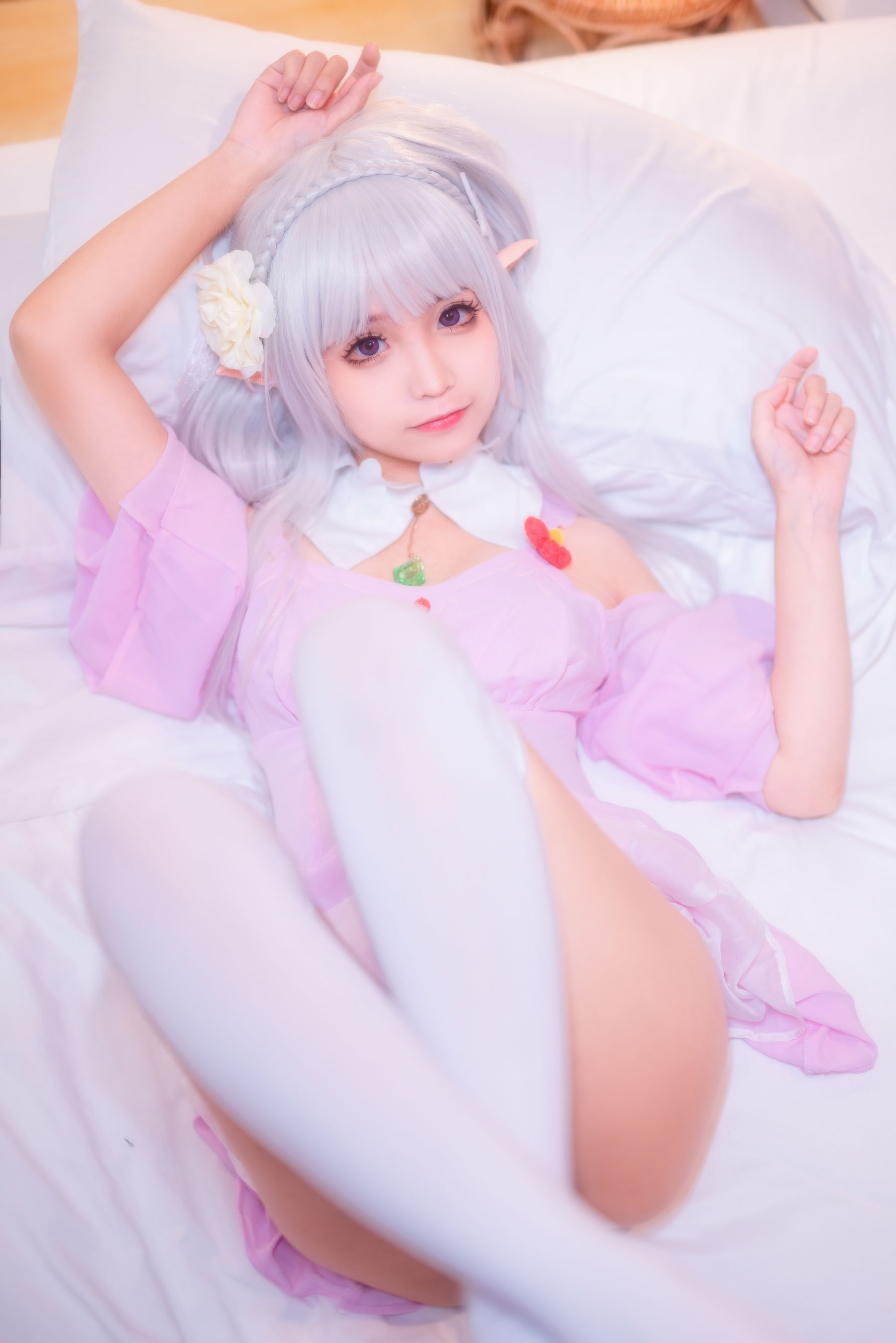 Anime blogger Stupid Mimo Emilia's pajamas