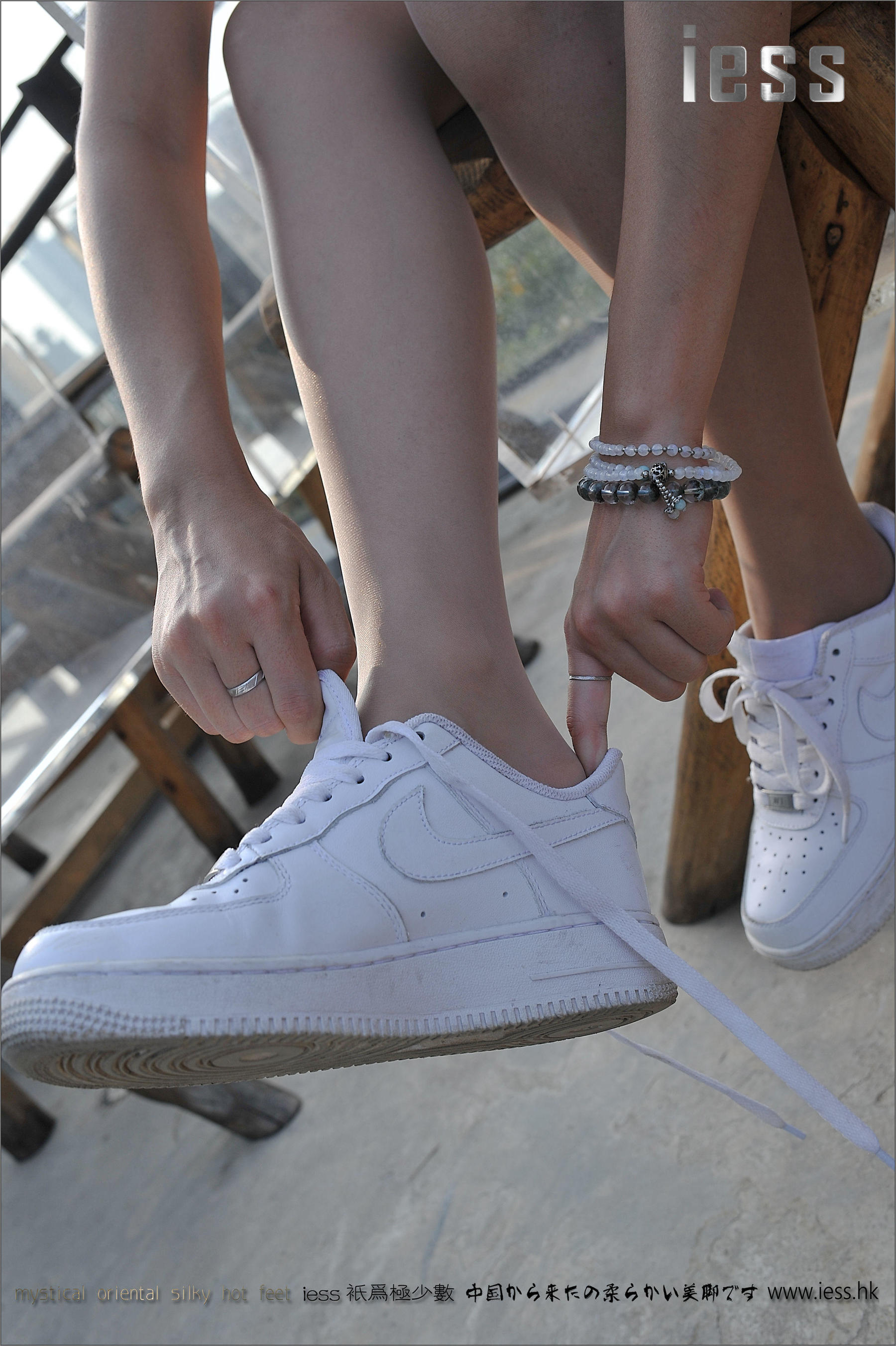 Silk Foot Bento 037 SASA SASA Sneakers Pork Silk Collection Edition