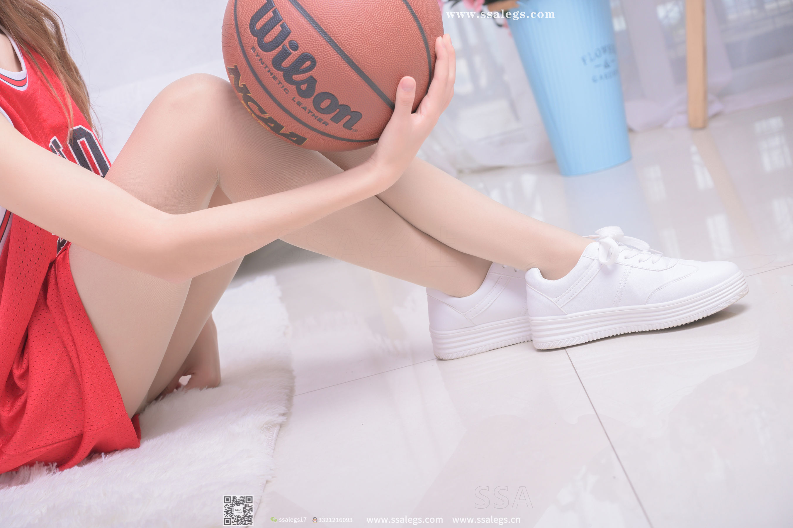 SSA Silk Club Super Clear photo NO.324 Ms. Susu Sister Su Su with a holiday at home to play basketball (top)