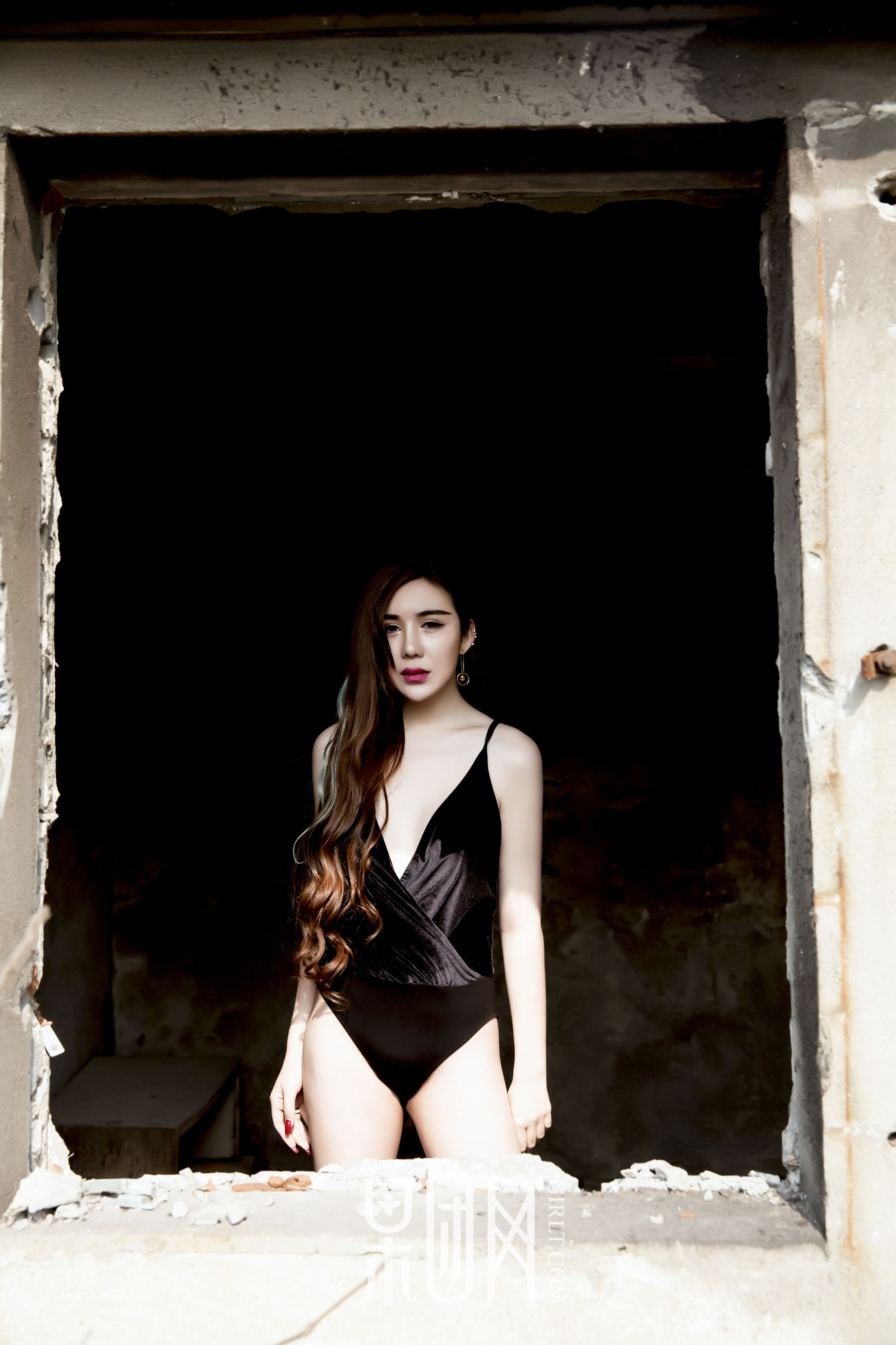 Zhou Xiaowei True Busty Rabbit Girl Vacuum Fruit Group Girlt No.019