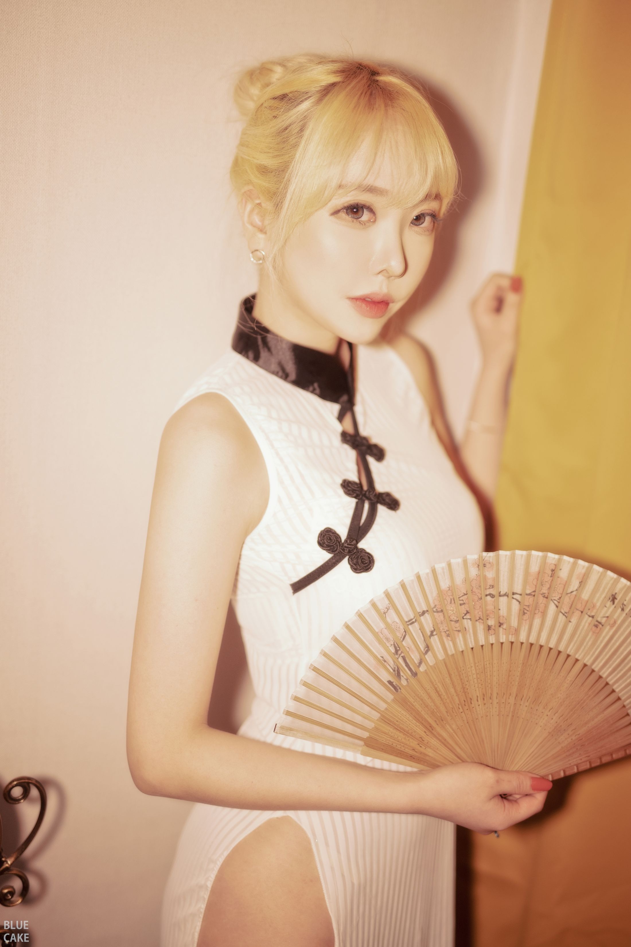 BOMI (Bomi) -& NBSP Bluecake & amp Zia (Jia) Mandarin 72P -1.31GB