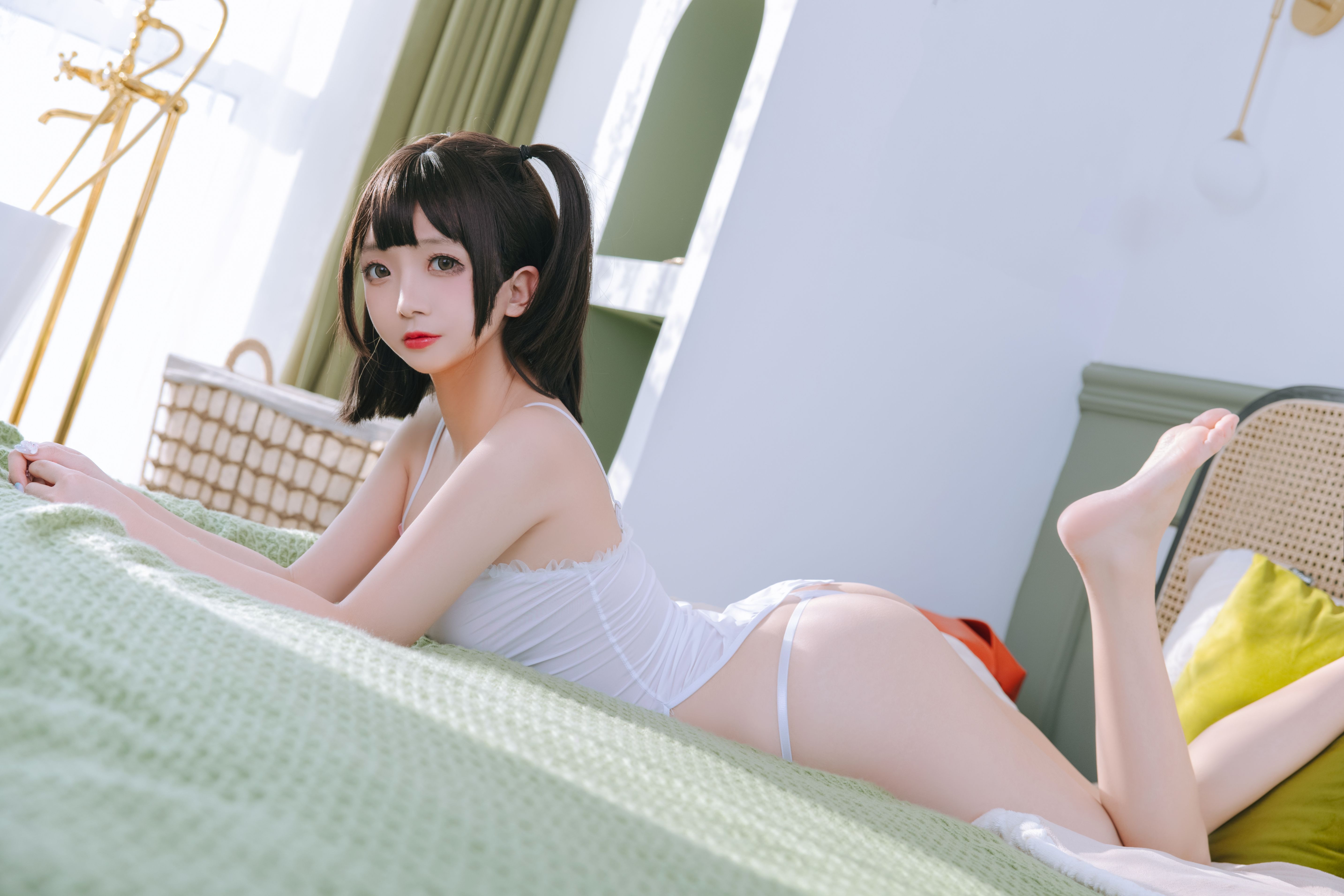 Rina Jiao -Wet Body Little White Skirt 97P -1.06GB