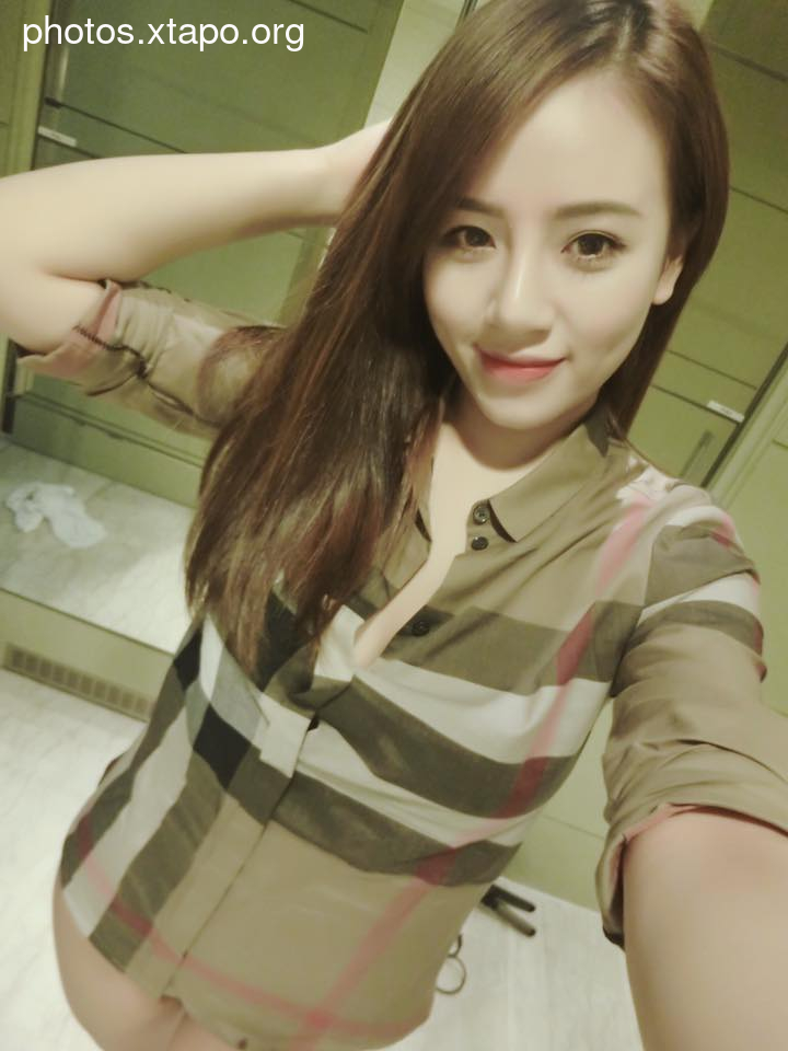 Phuong Lan Nguyen Big Boobs Plump Sexy Hot Picture and Photo