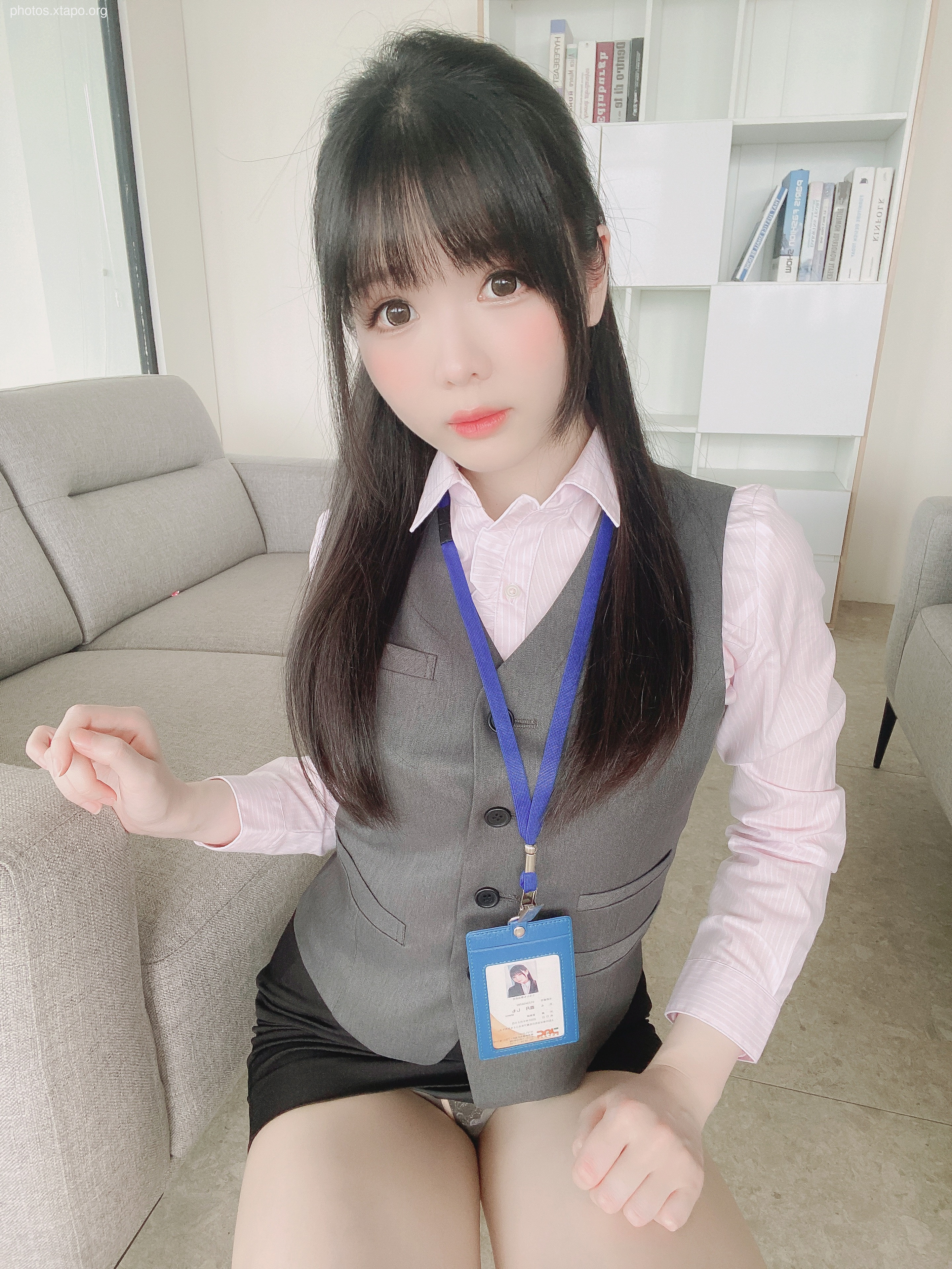 2022-08-25 New employee Shimomo-chan 24p-193.12MB