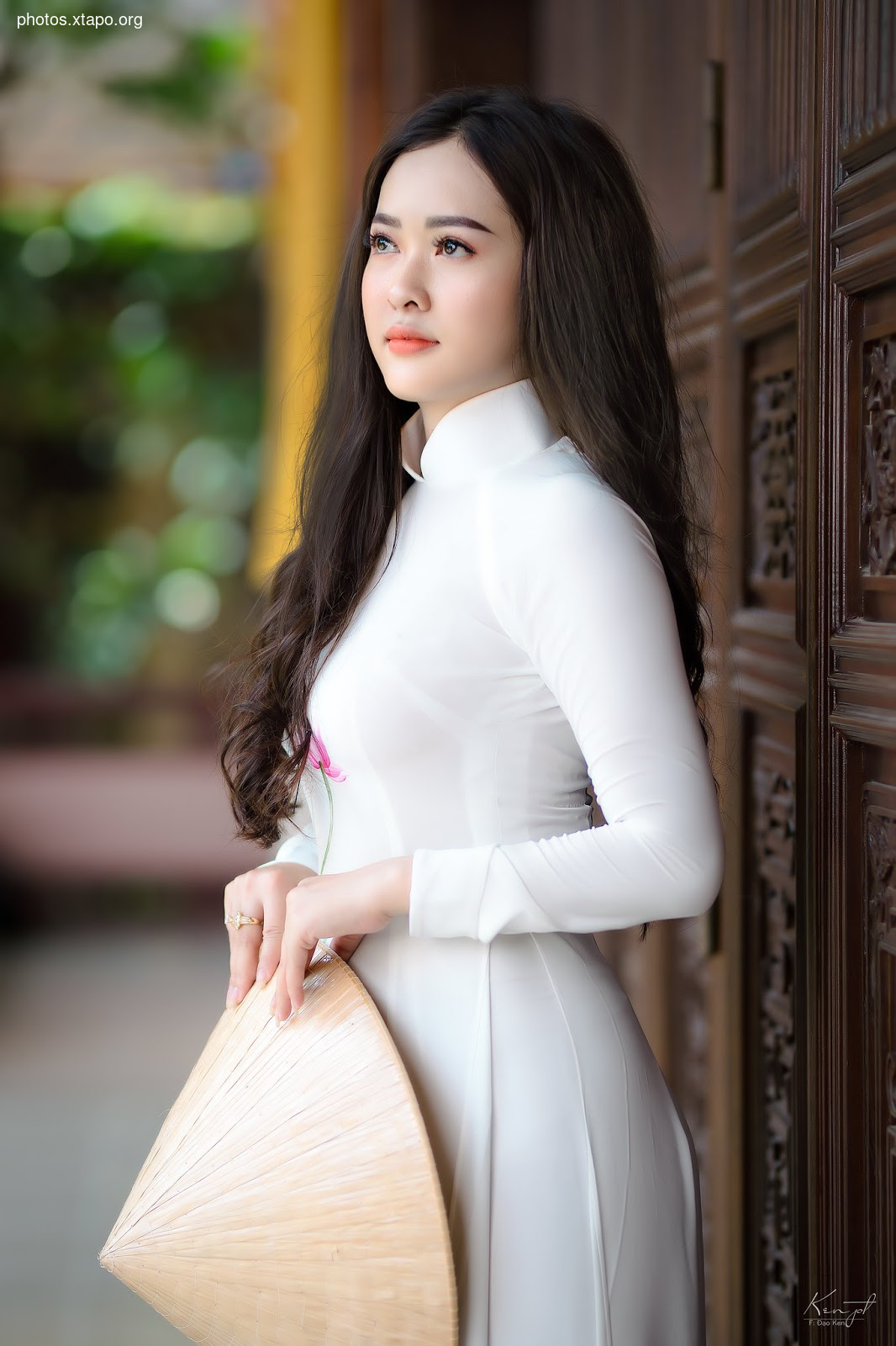 Sen Ao Dai