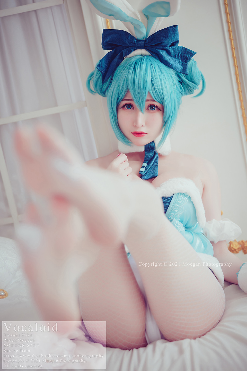 [Miyana Kuwa] Aqua Minato, swimming suit ver. (Aqua Minato)