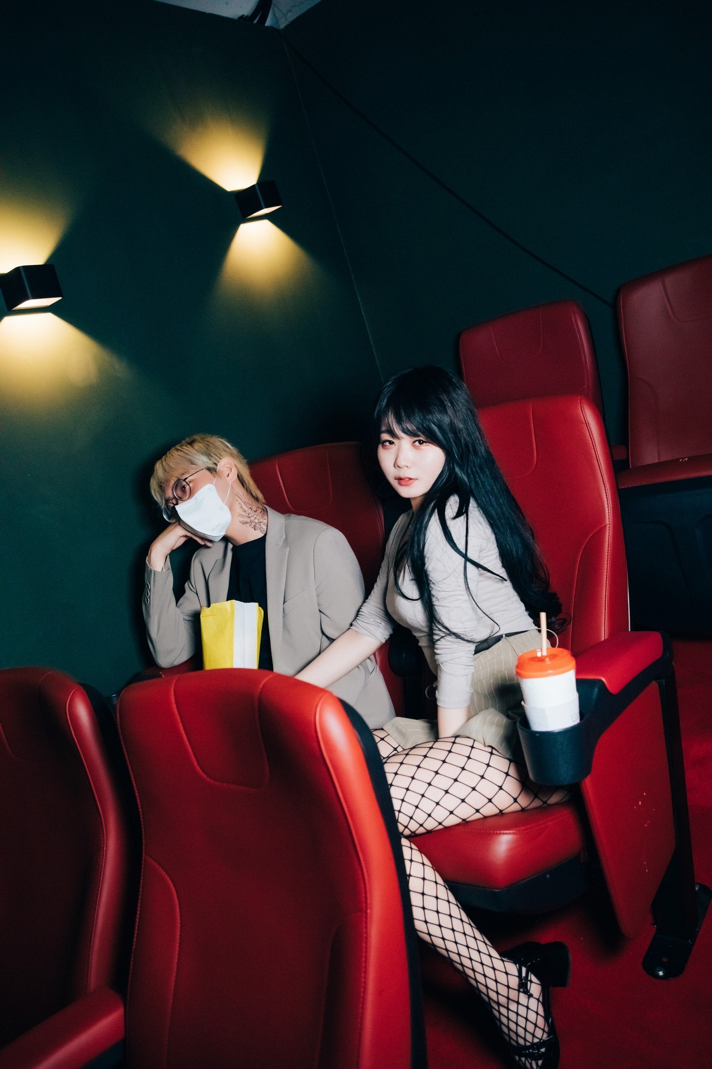 [LOOZY] Zia – xxx in the theater S.Ver