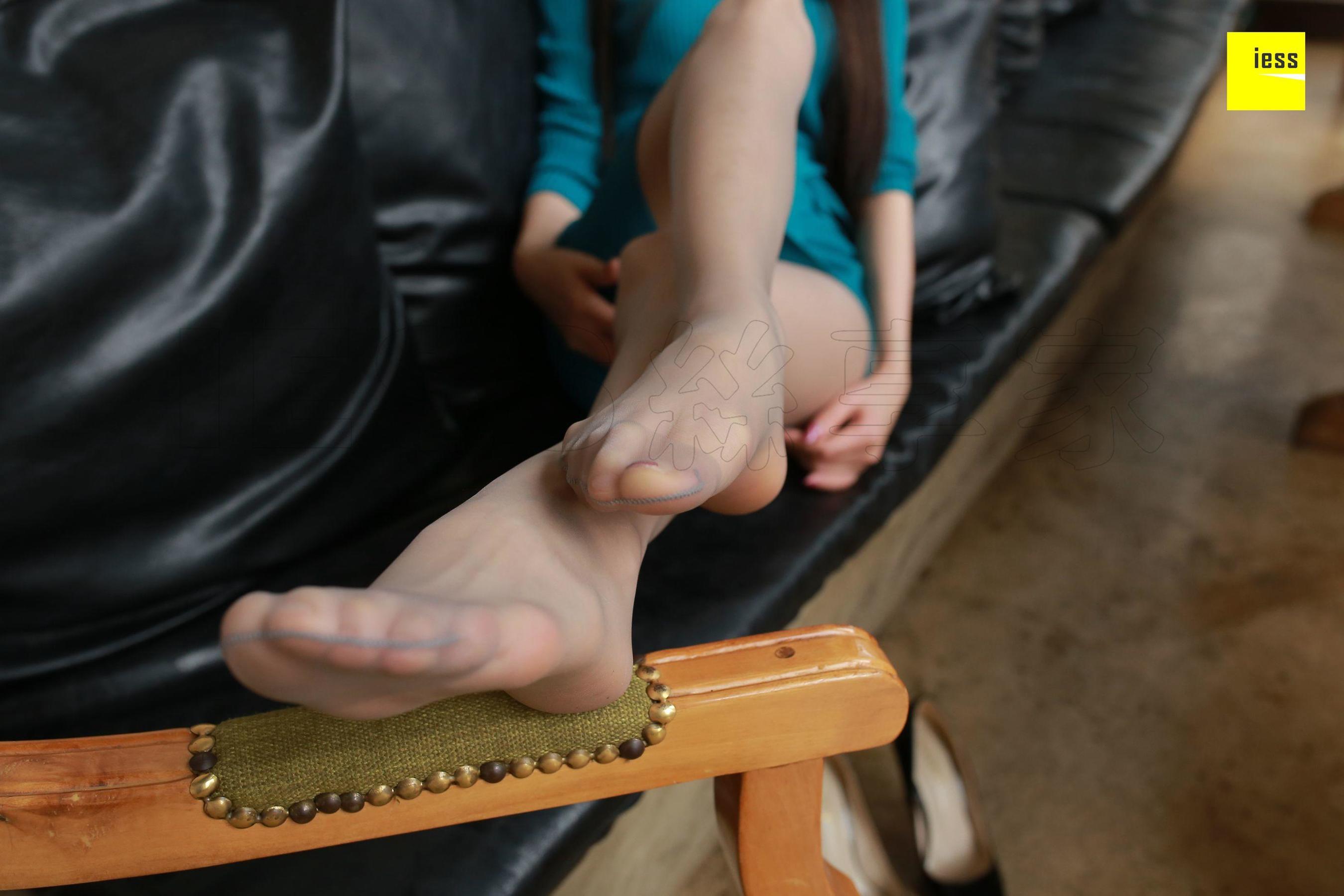 Double Who's Booked Beautiful Legs Different Thoughts to IESS Silk Enjoy Home 202