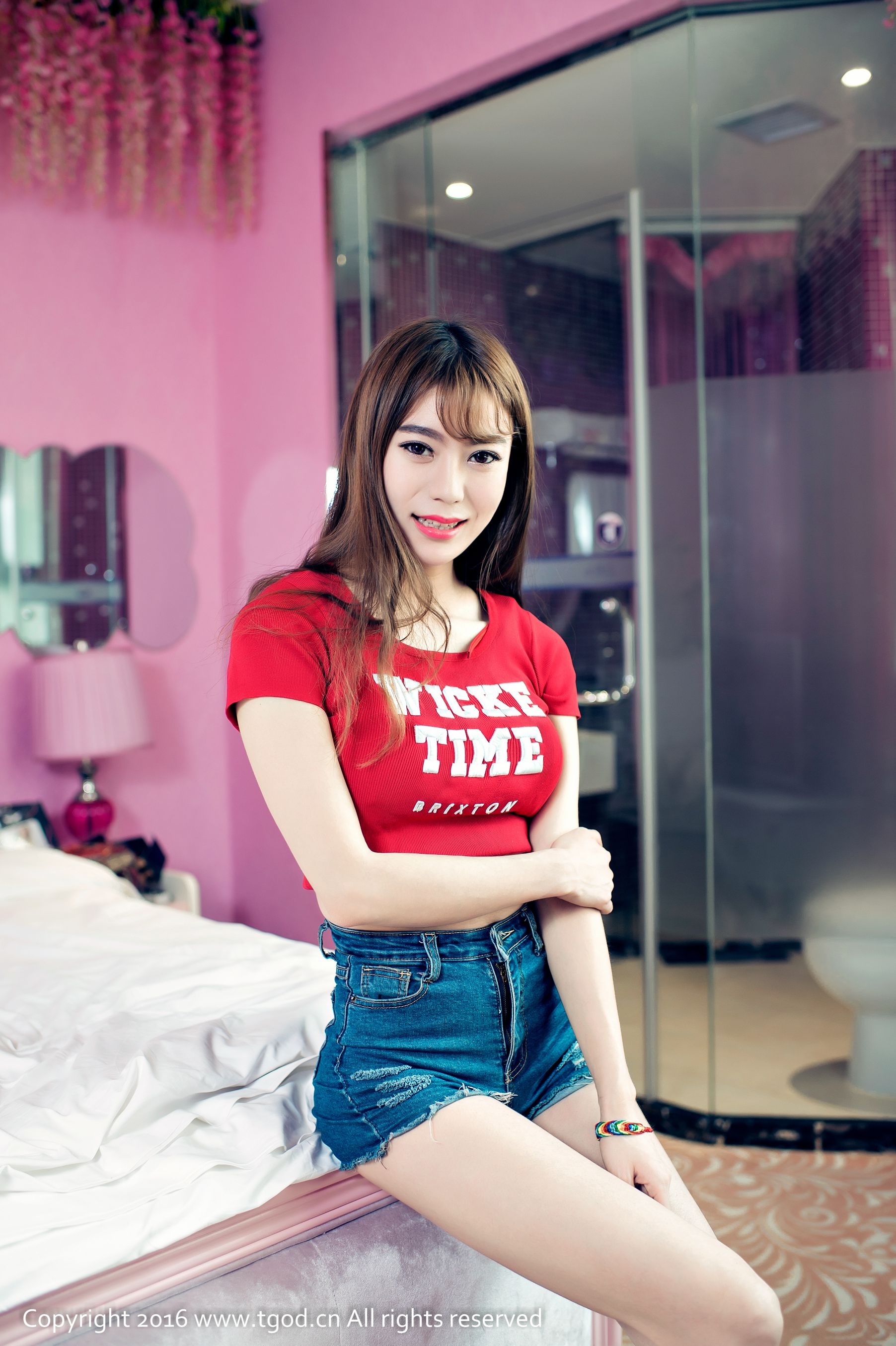 Yutong CI-CI Youth Girl Beautiful and Auspicious Red Cherry Lip Push Goddess TGOD