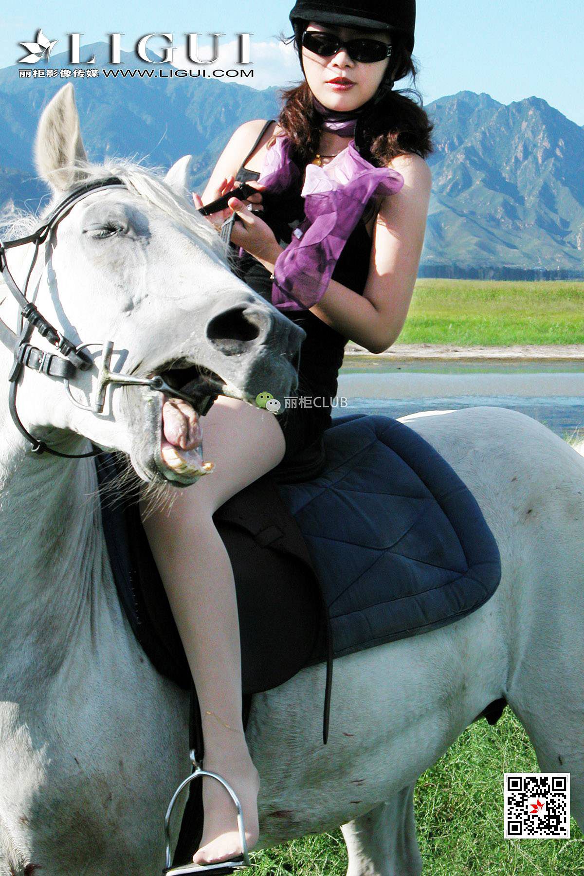 Leg Model Silk Gao White Horse Girl Mith Ligui Beautiful leg silk foot