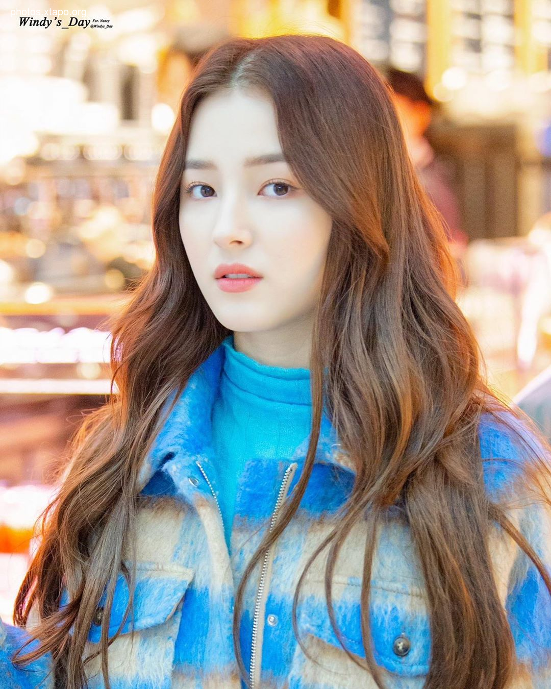 Nancy Momoland,