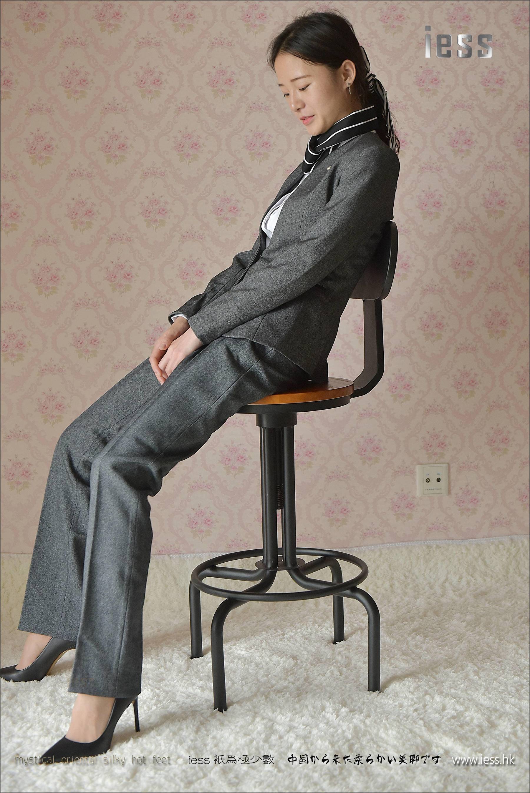 Silk Foot Bento 114 Little Six Little Six Pants Short Silk IESS Different Funbian