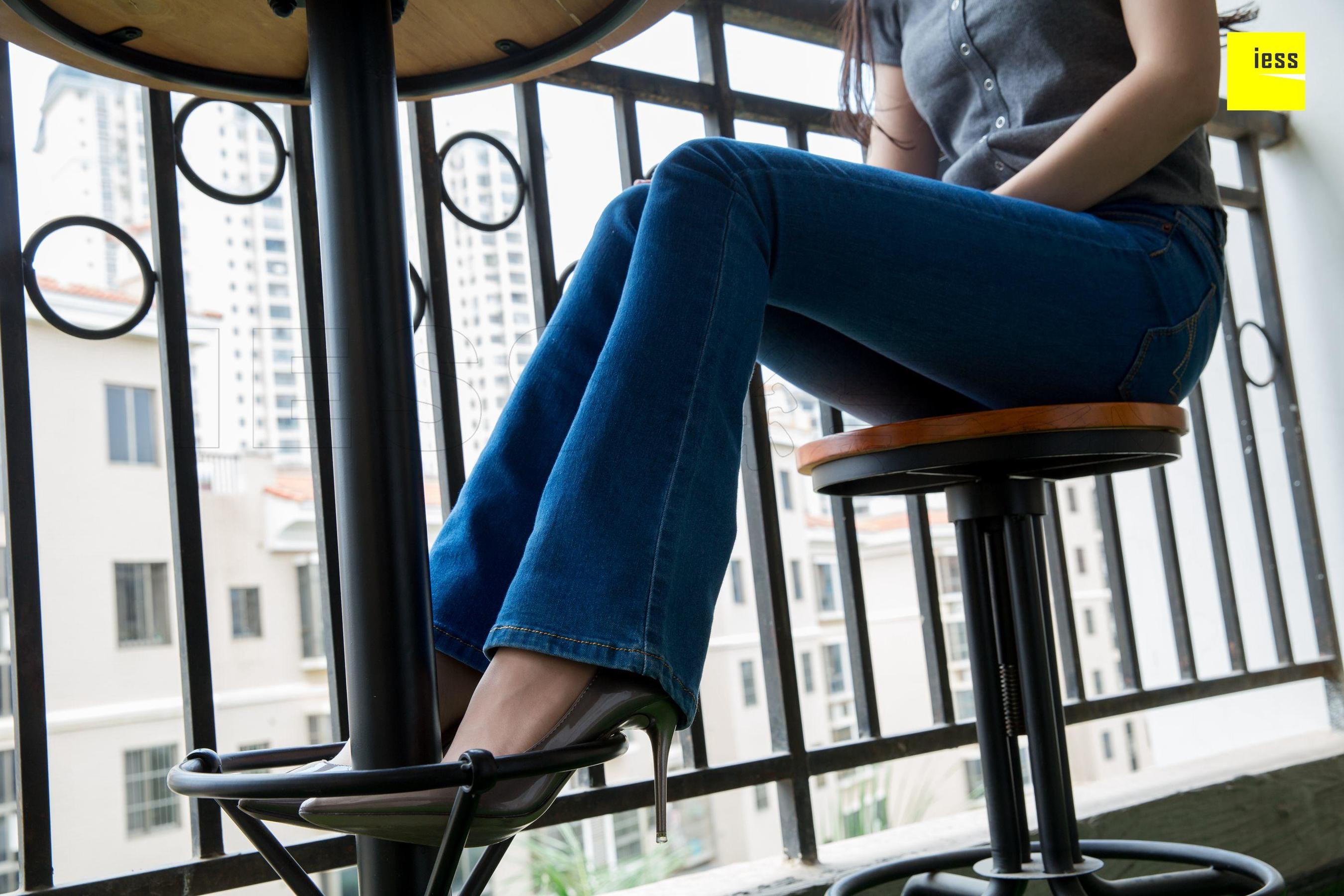 Spicy Mom Junjun The Bar Mom's Fan Toules Pants Short Silk Different Thoughts to IESS Silk House 236