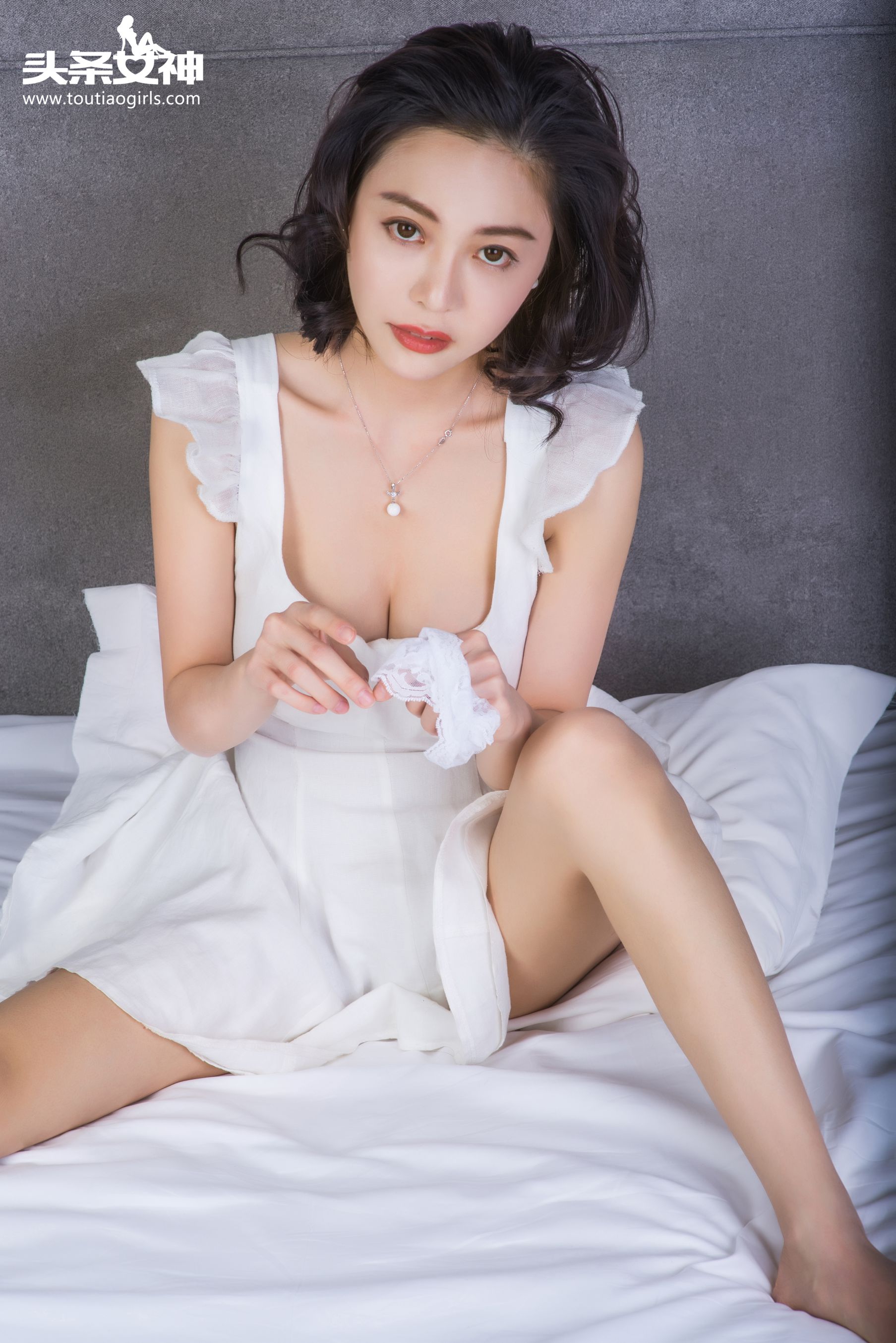 Xiao Ai Sensitive New Wife Headline Goddess