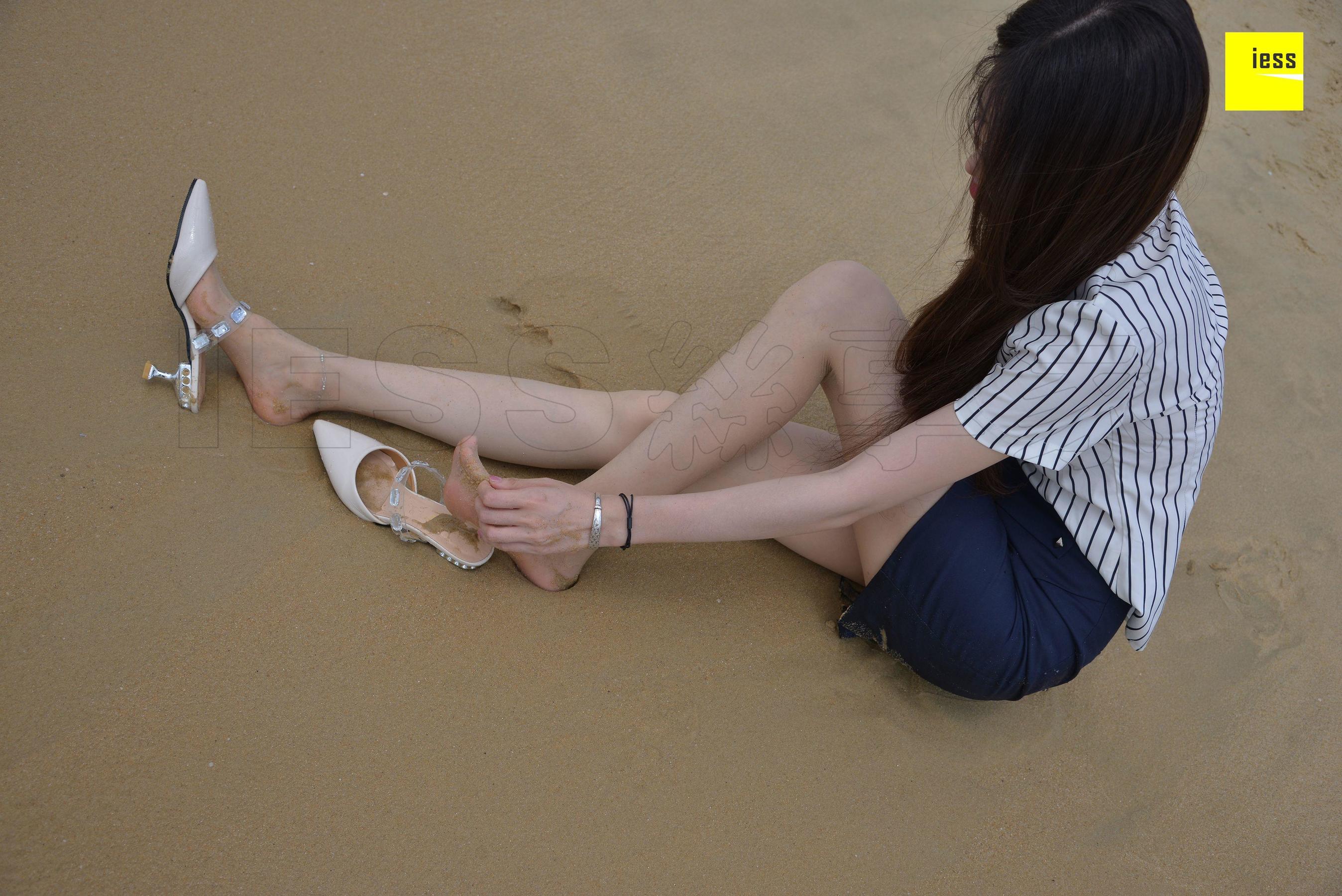 Different Thoughts to IESS Devil on Wednesday Special issue 27 Jiajia Beach Uniform?