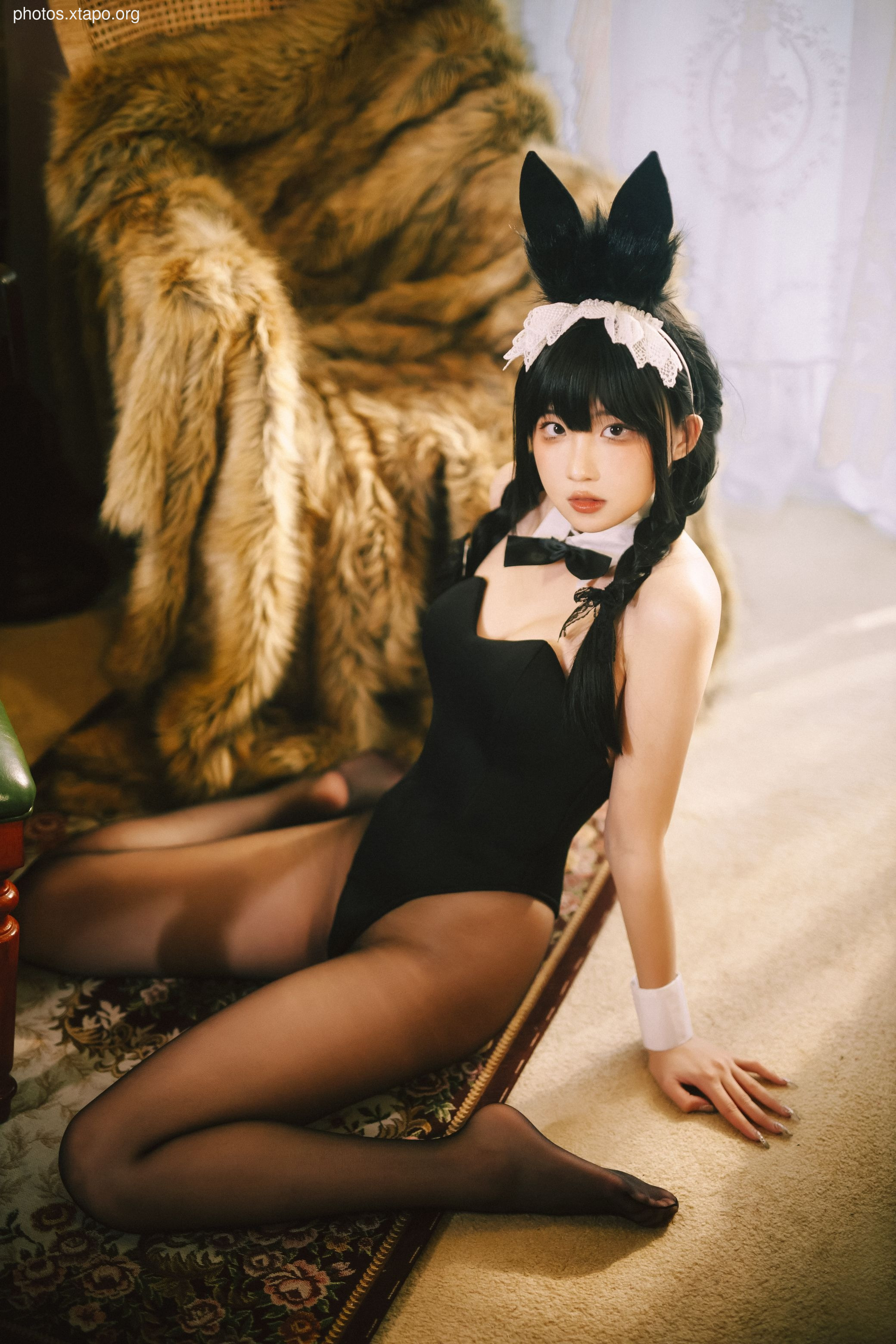 Vasteah Crayfish Rabbit Girl Theme Book