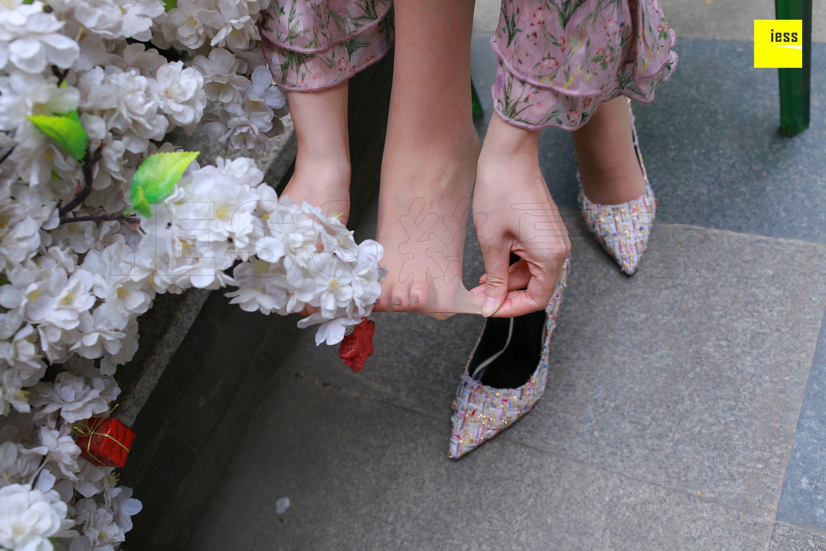 Purple Purple White Skin Beautiful toes Different Thoughts to IESS Silkxiang Home 235