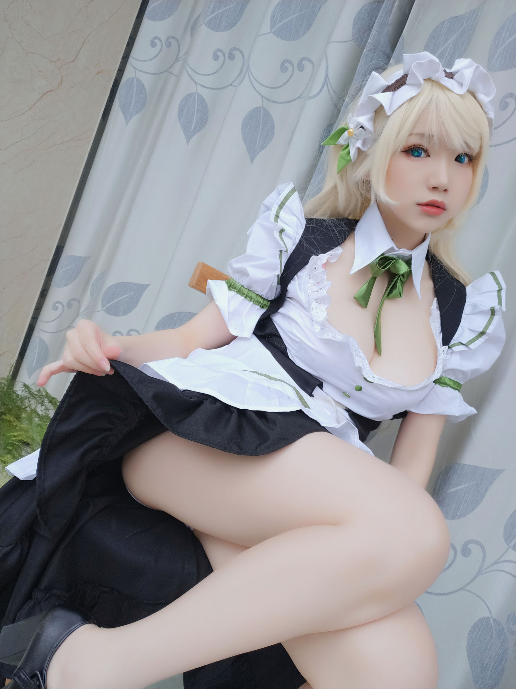 Net Red Coser Photo Anime blogger Xueqing Astra -Maid