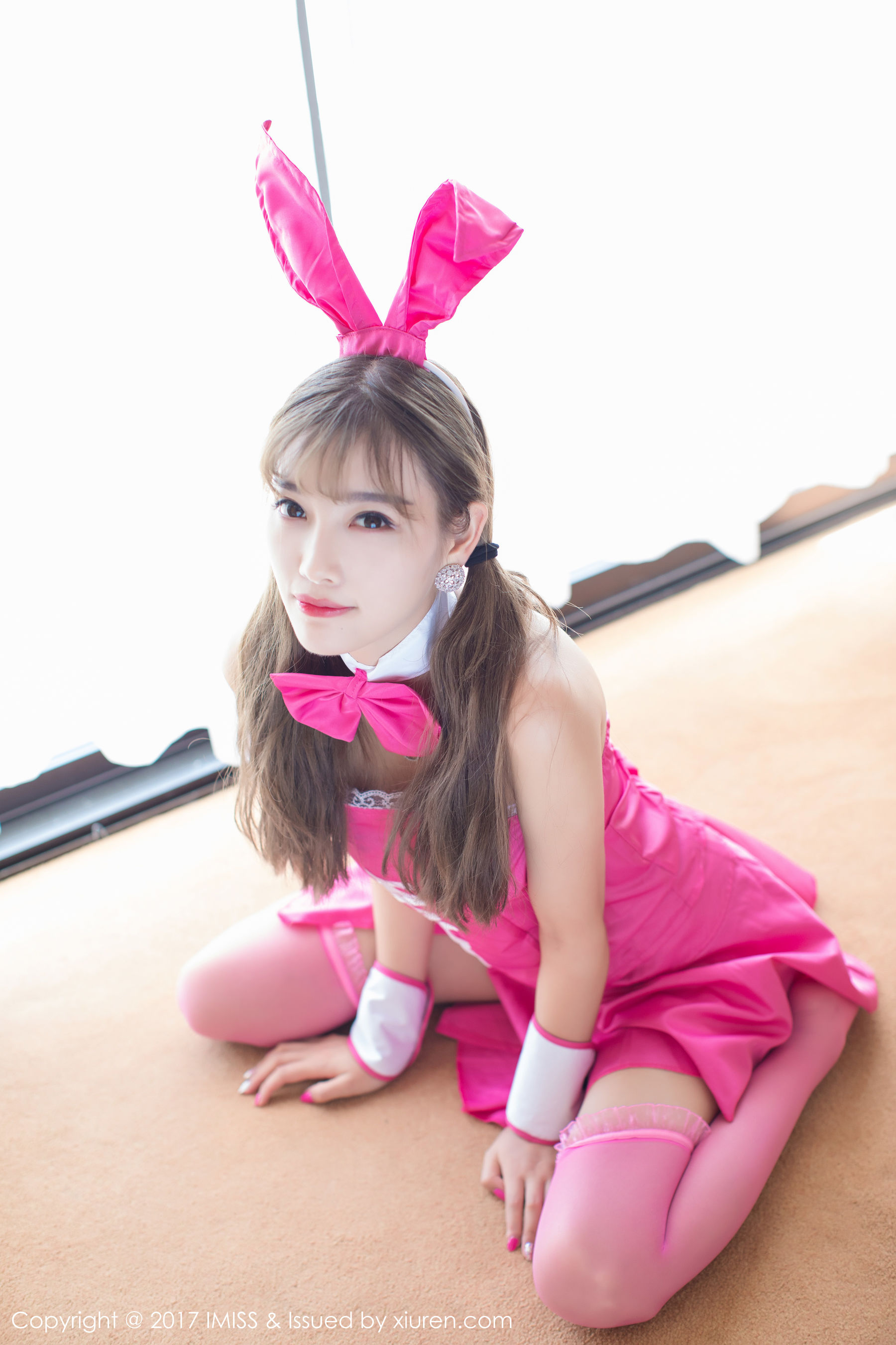 Yang Chenchen Sugar Pink Rabbit Girl and Sweet Male 爱 社 i Vol.176